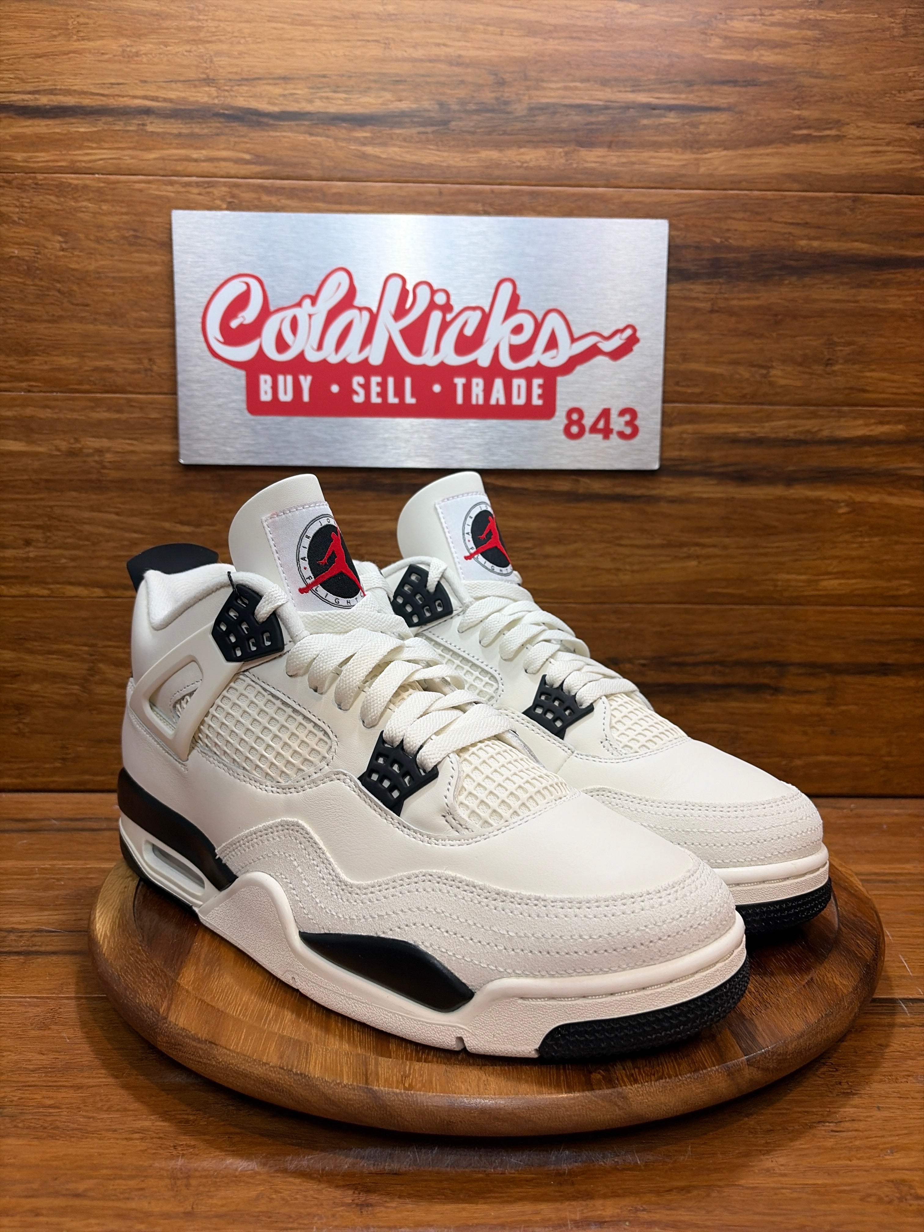 Jordan 4 Retro OG Flight Club