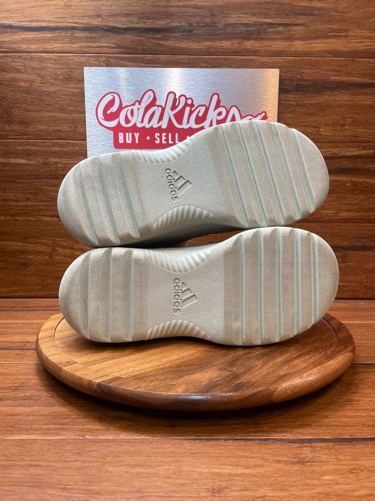 adidas Yeezy Desert Boot Salt( Rep insoles)