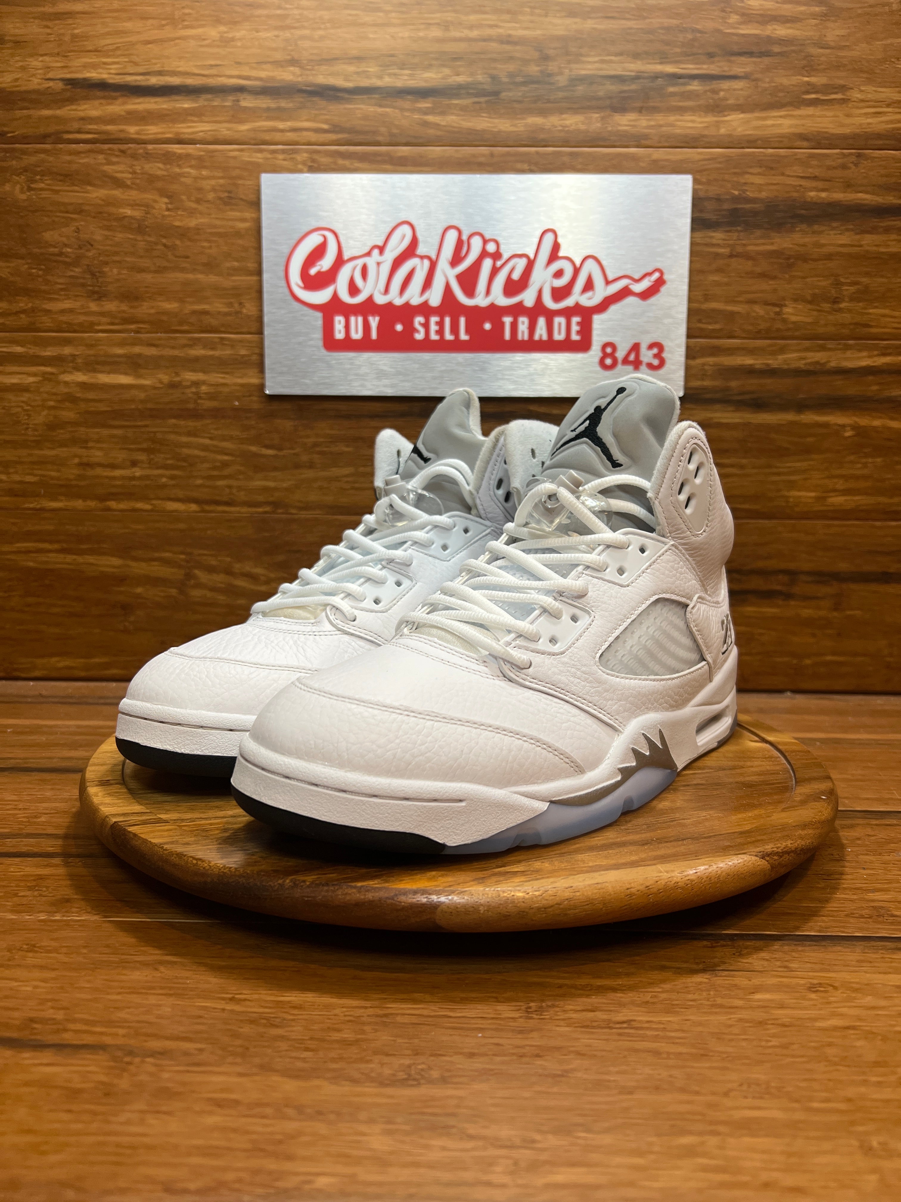 Jordan 5 Retro White Metallic (2026)