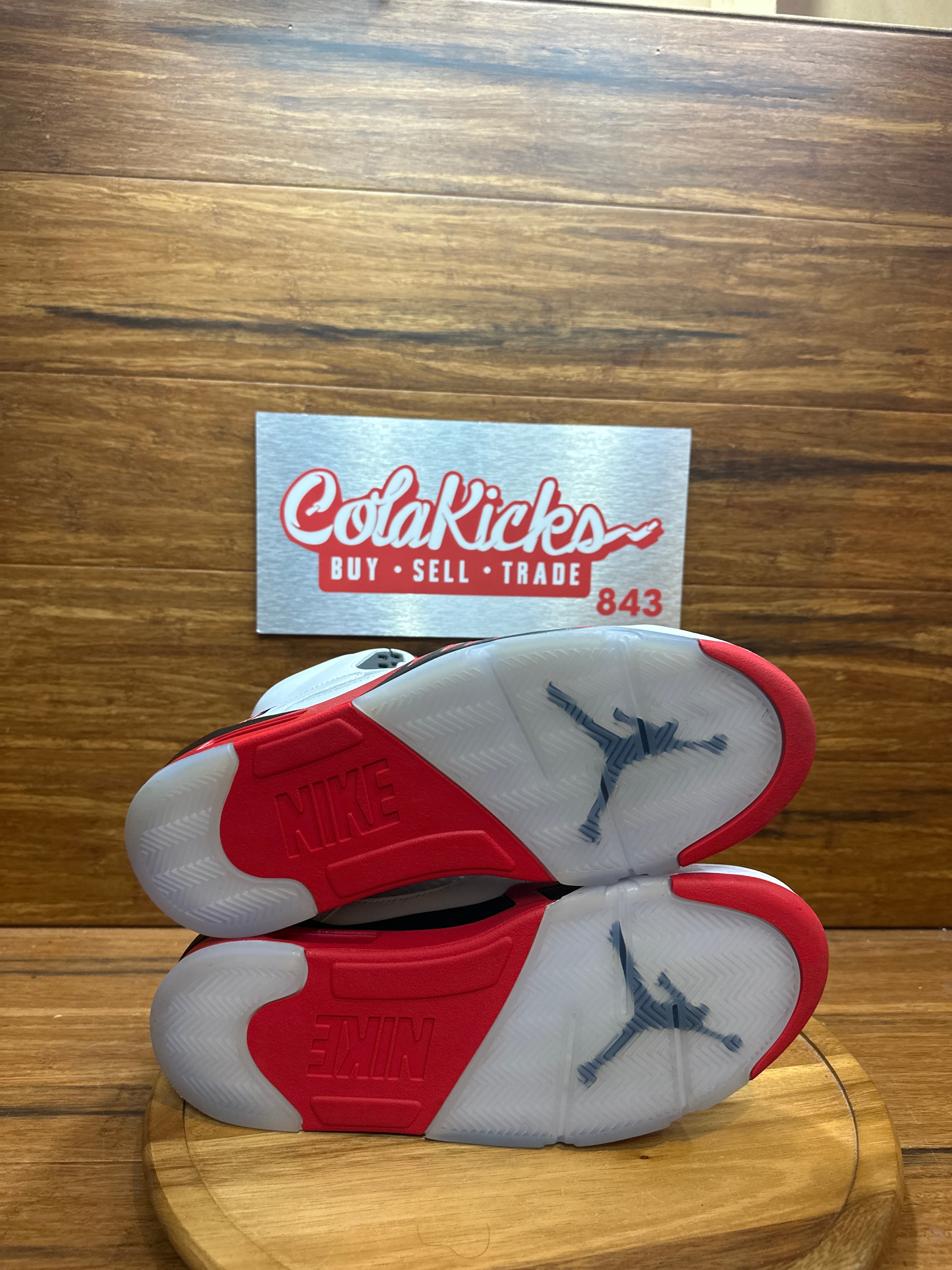 Jordan 5 Retro Fire Red Black Tongue (2025)