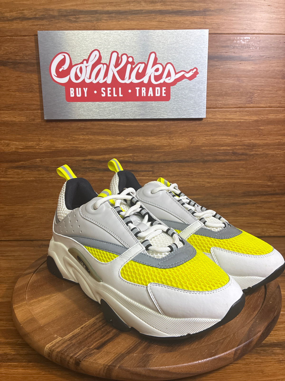 Dior B22 White Yellow