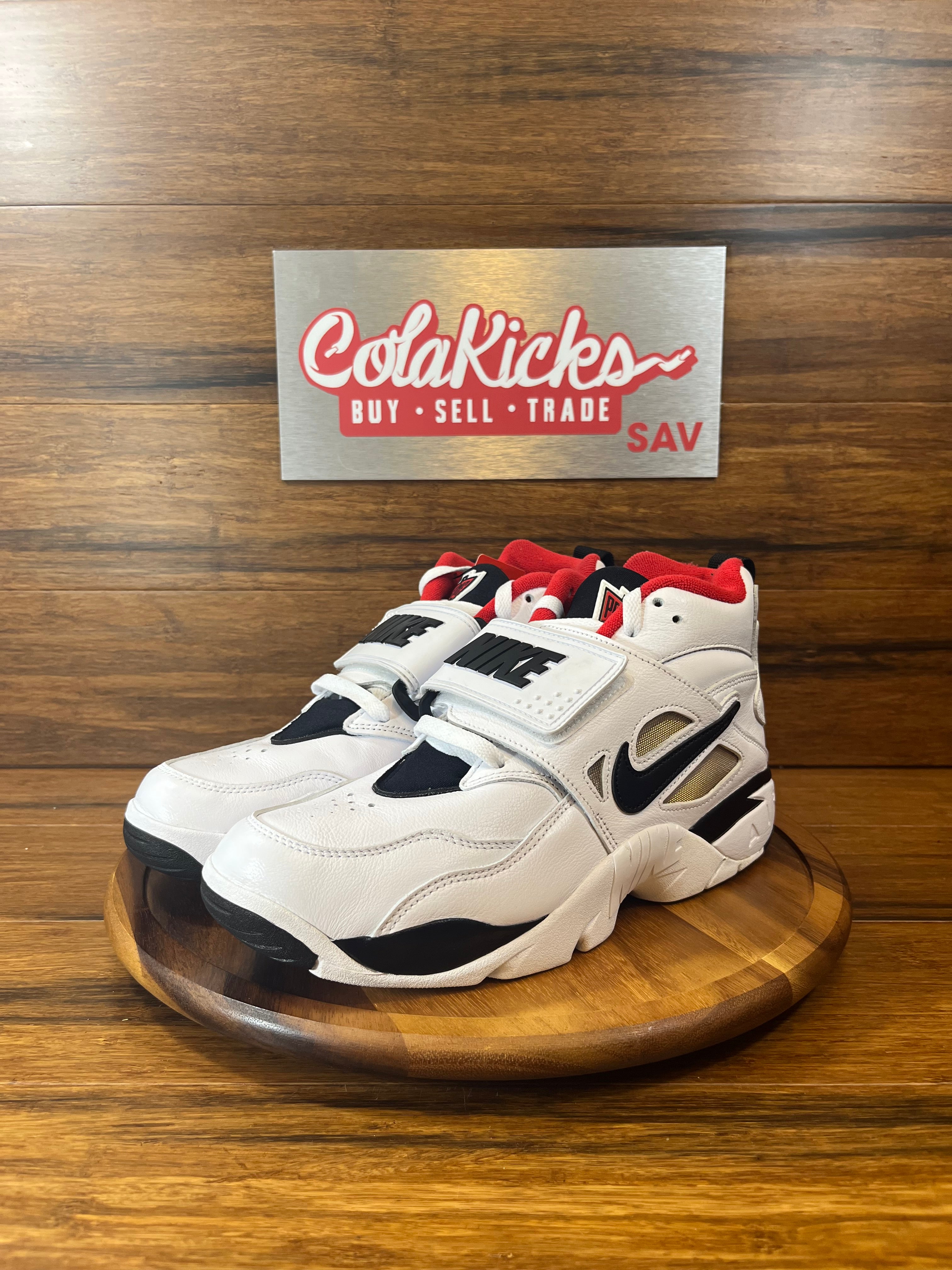 Nike Air Diamond Turf Proto '92 Atlanta Falcons