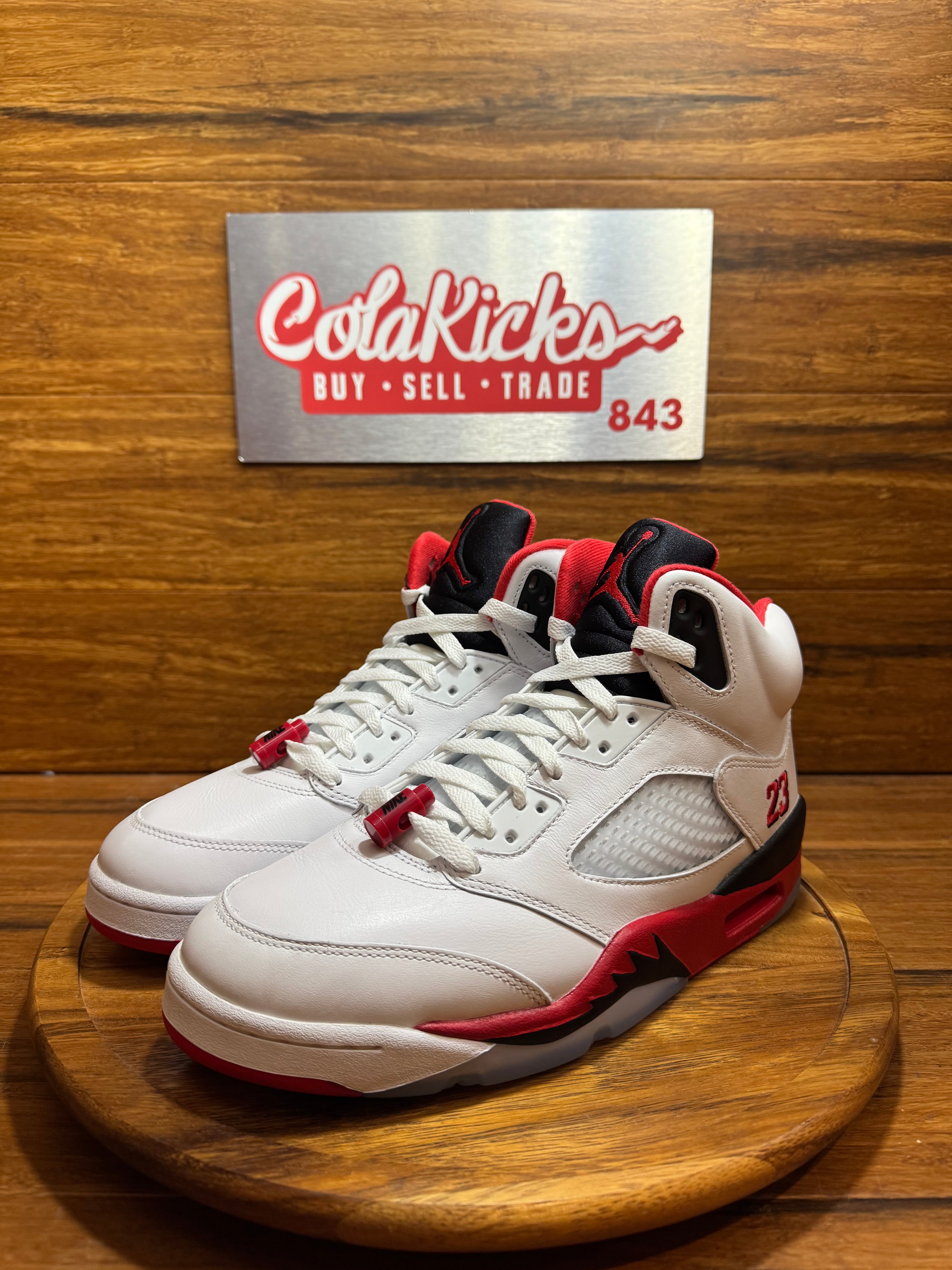Jordan 5 Retro Fire Red Black Tongue (2025)
