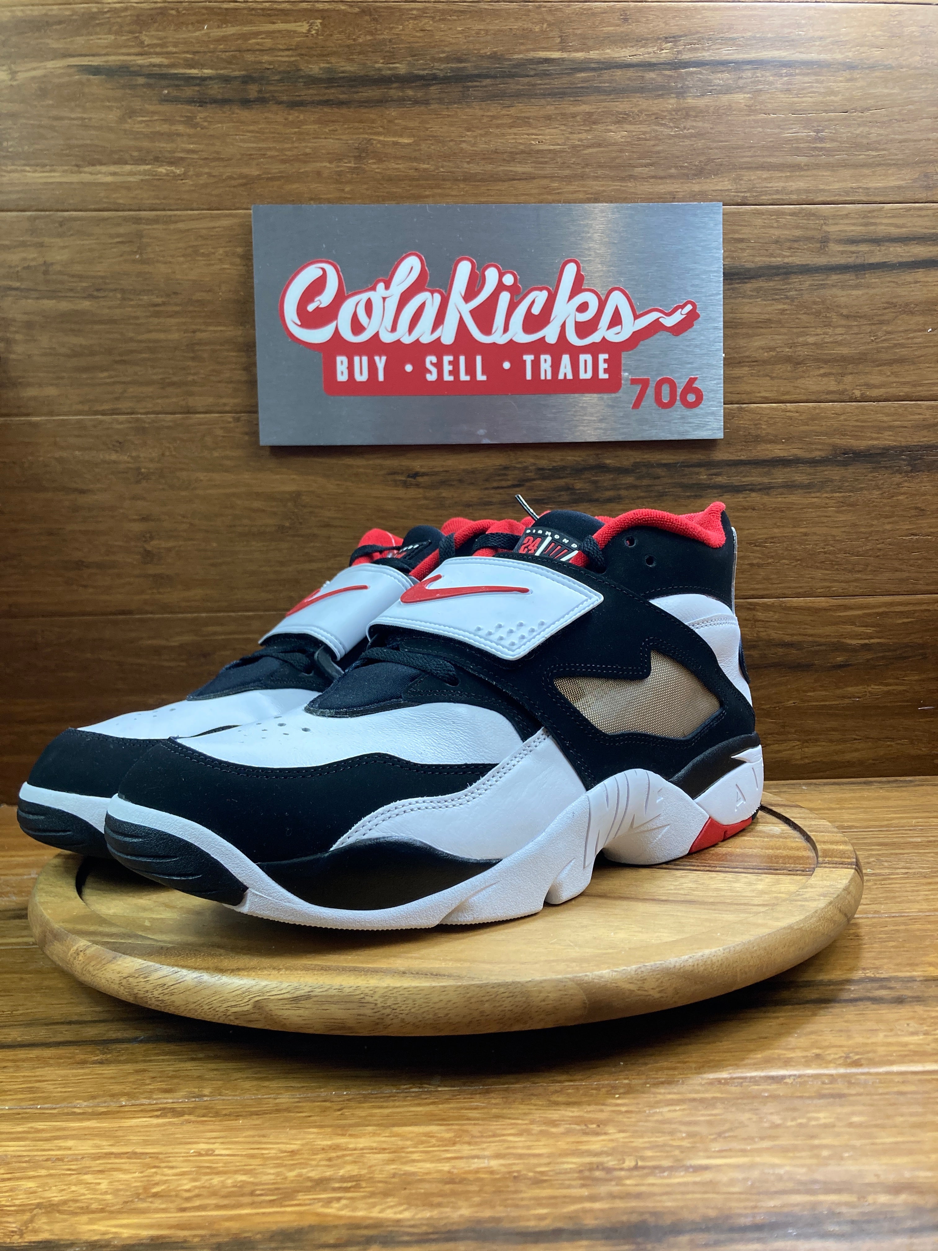 Nike Air Diamond Turf 49ers (2025)
