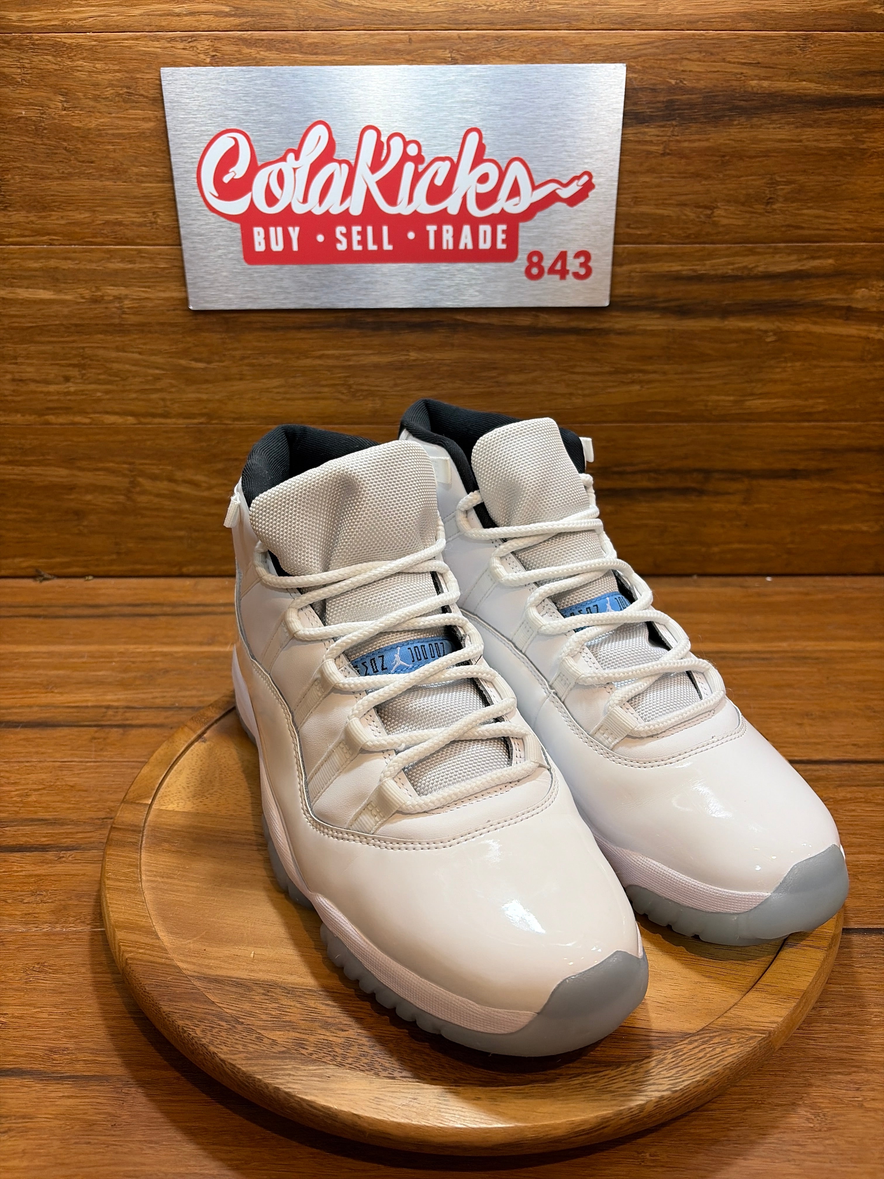 Jordan 11 Retro Legend Blue (2024)