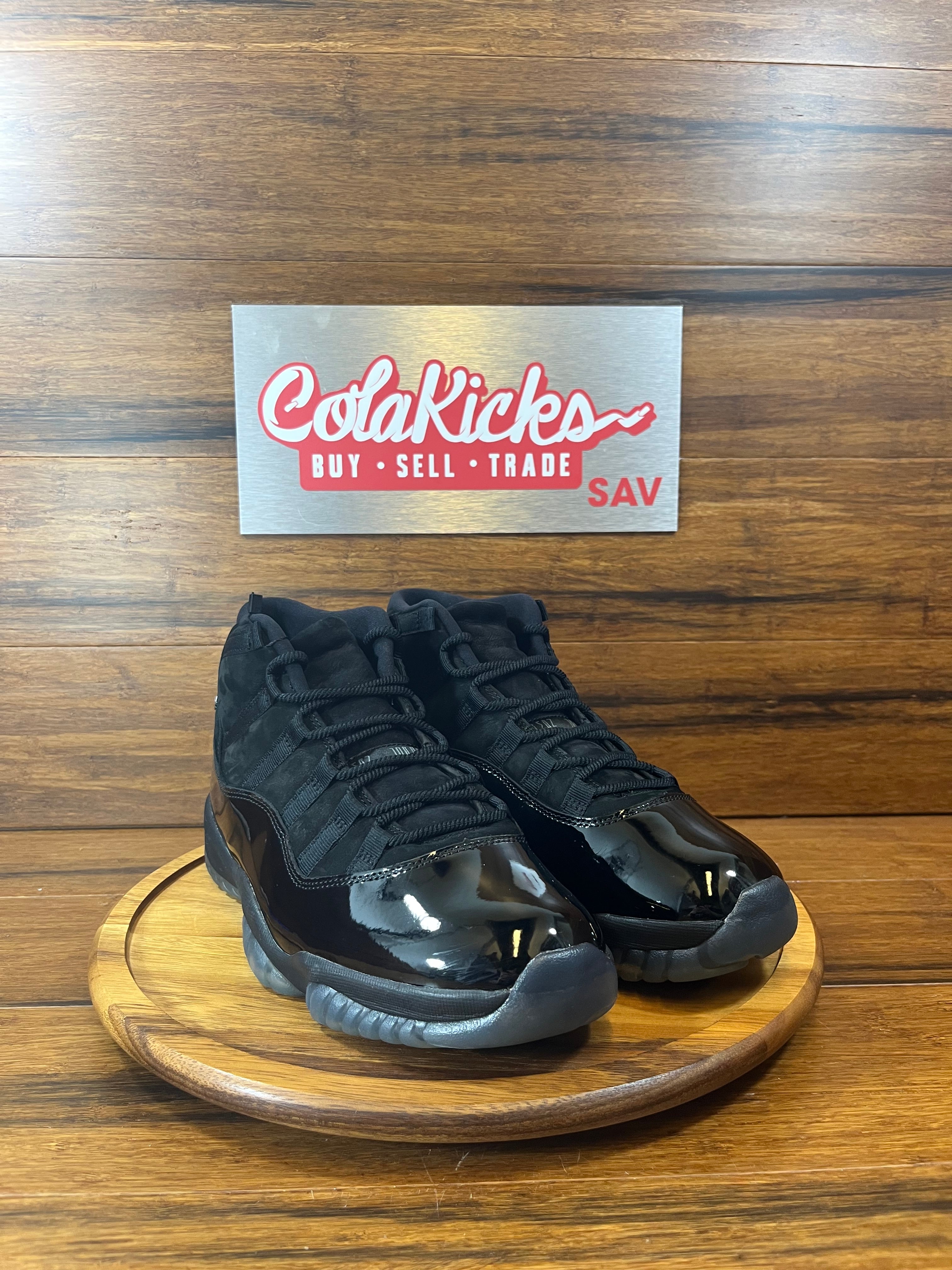 Jordan 11 Retro Cap and Gown