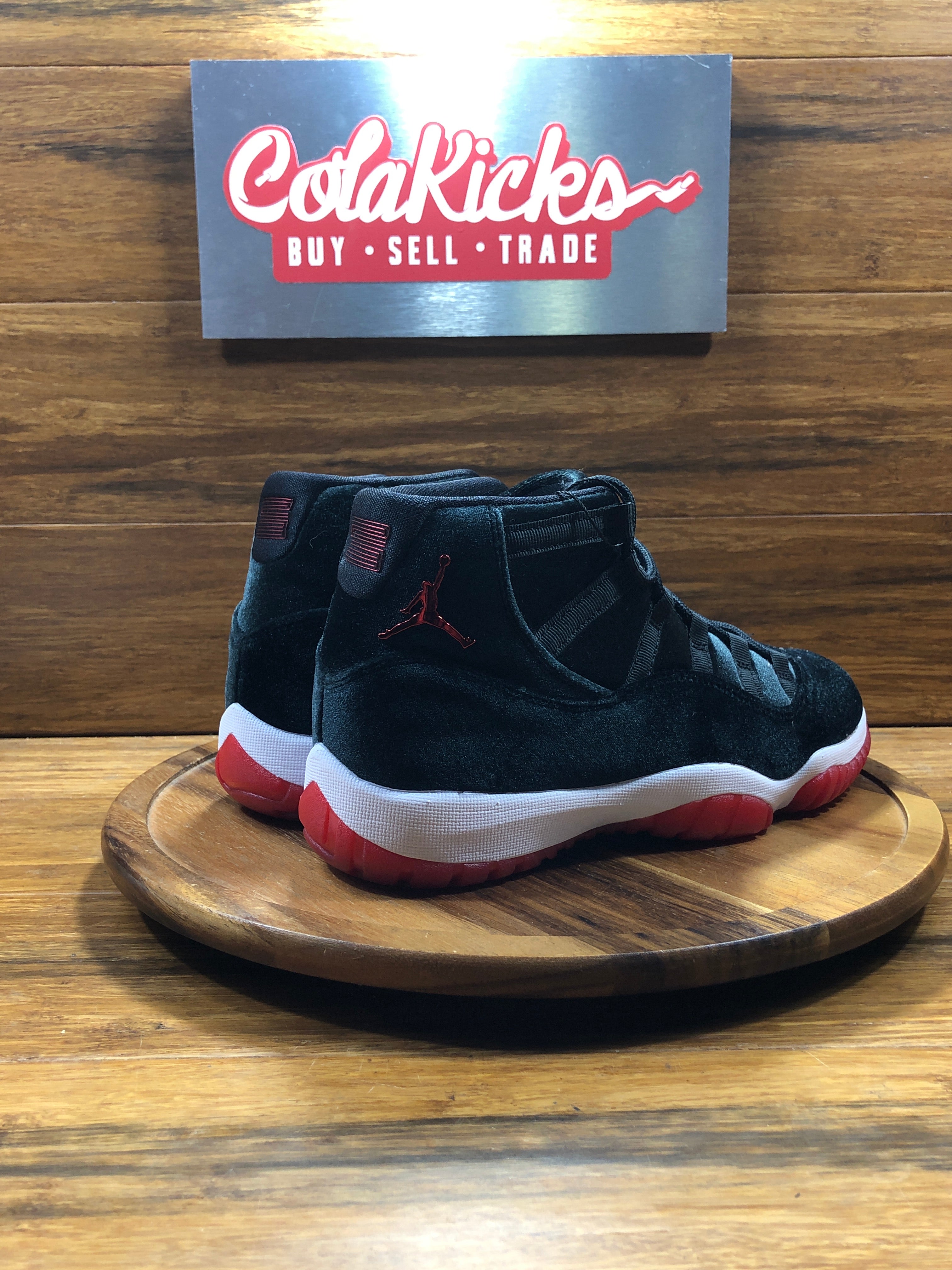 Jordan 11 Retro Bred Velvet (Women's)