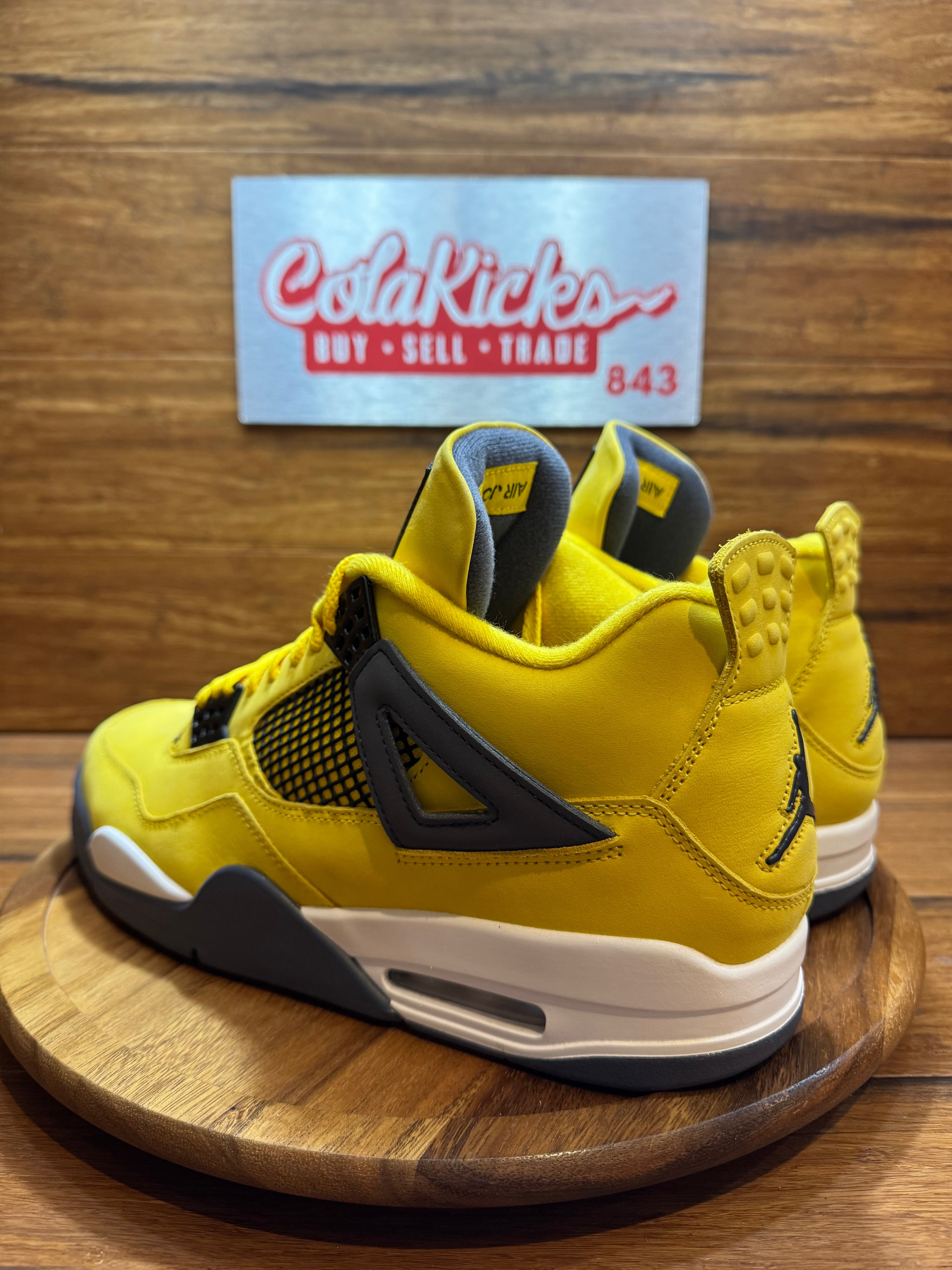 Jordan 4 Retro Lightning (2021)