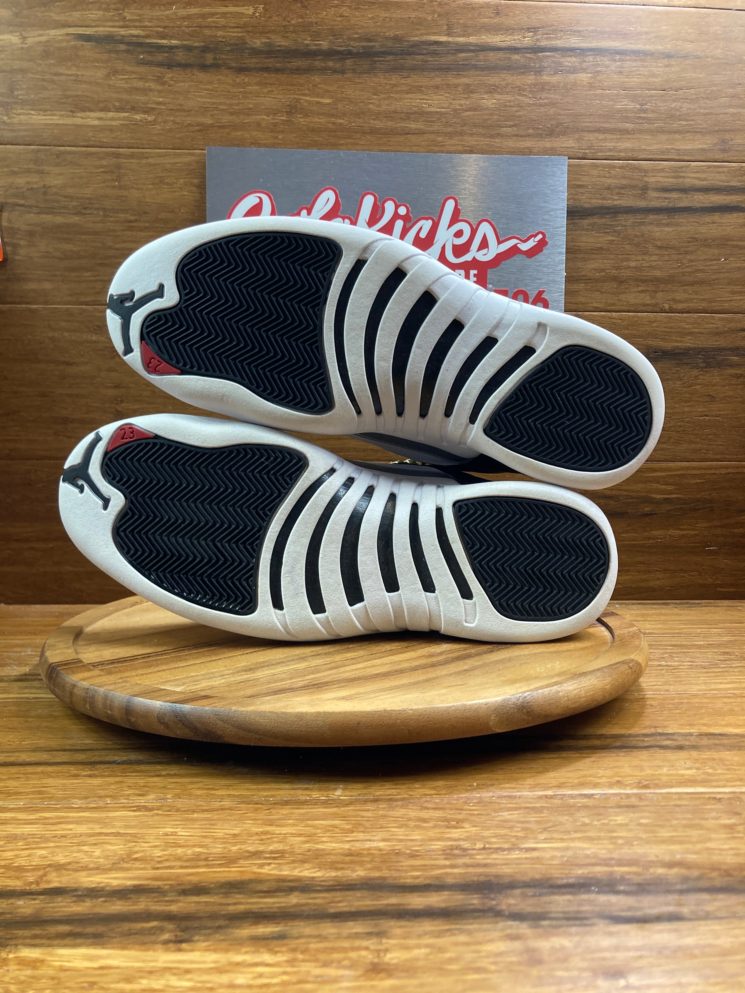 Jordan 12 Retro Playoffs (2022)