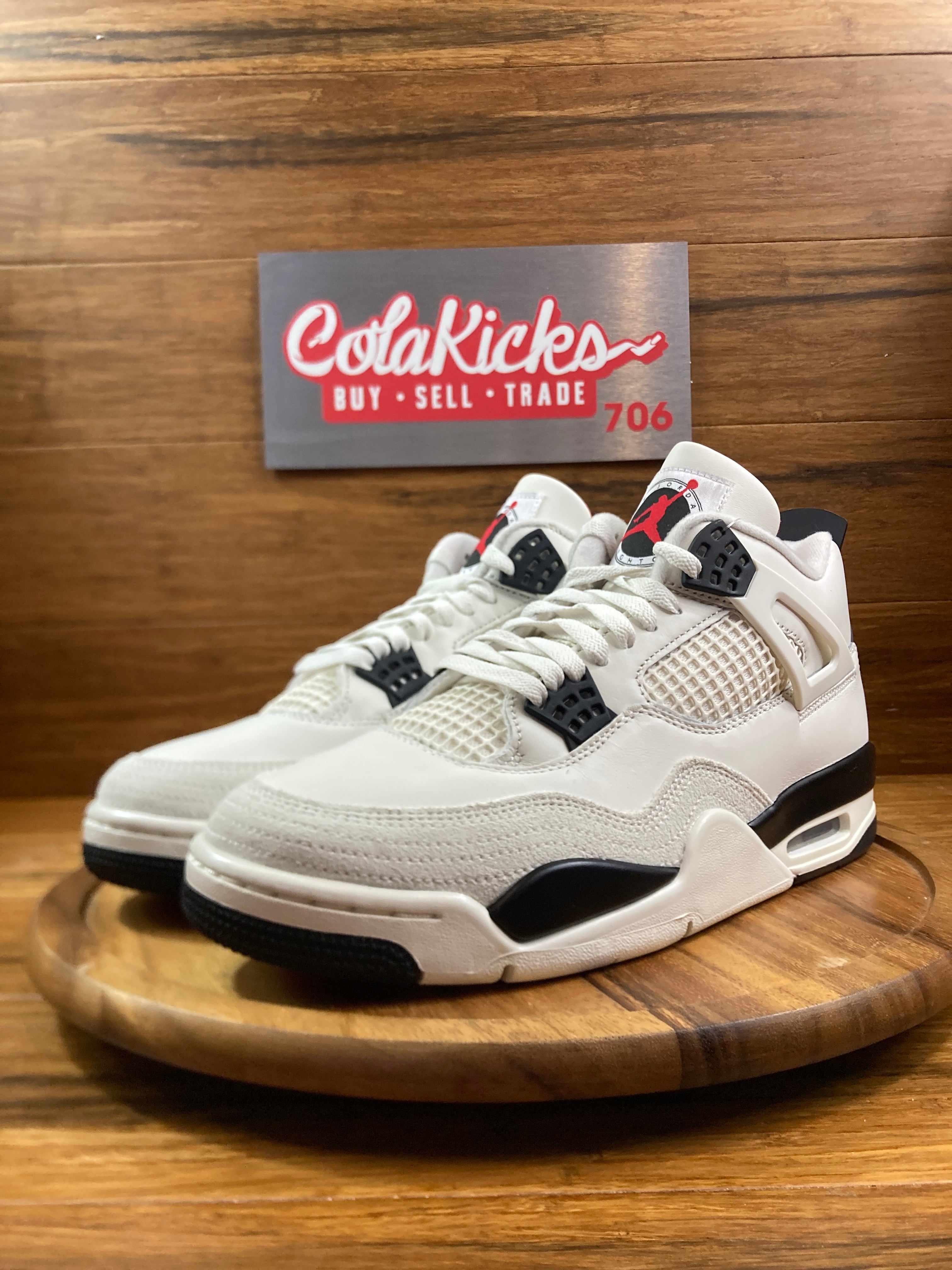 Jordan 4 Retro OG Flight Club
