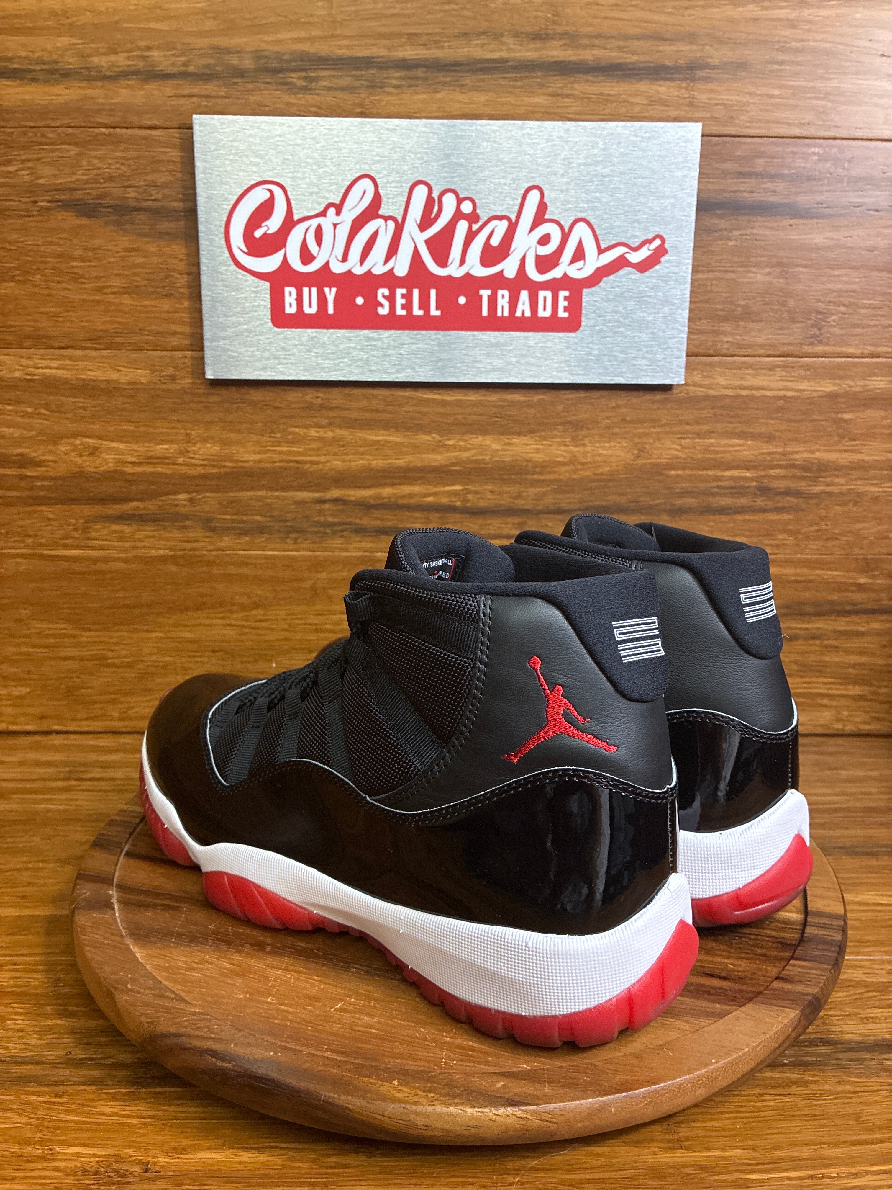 Jordan 11 Retro Playoffs Bred (2019)