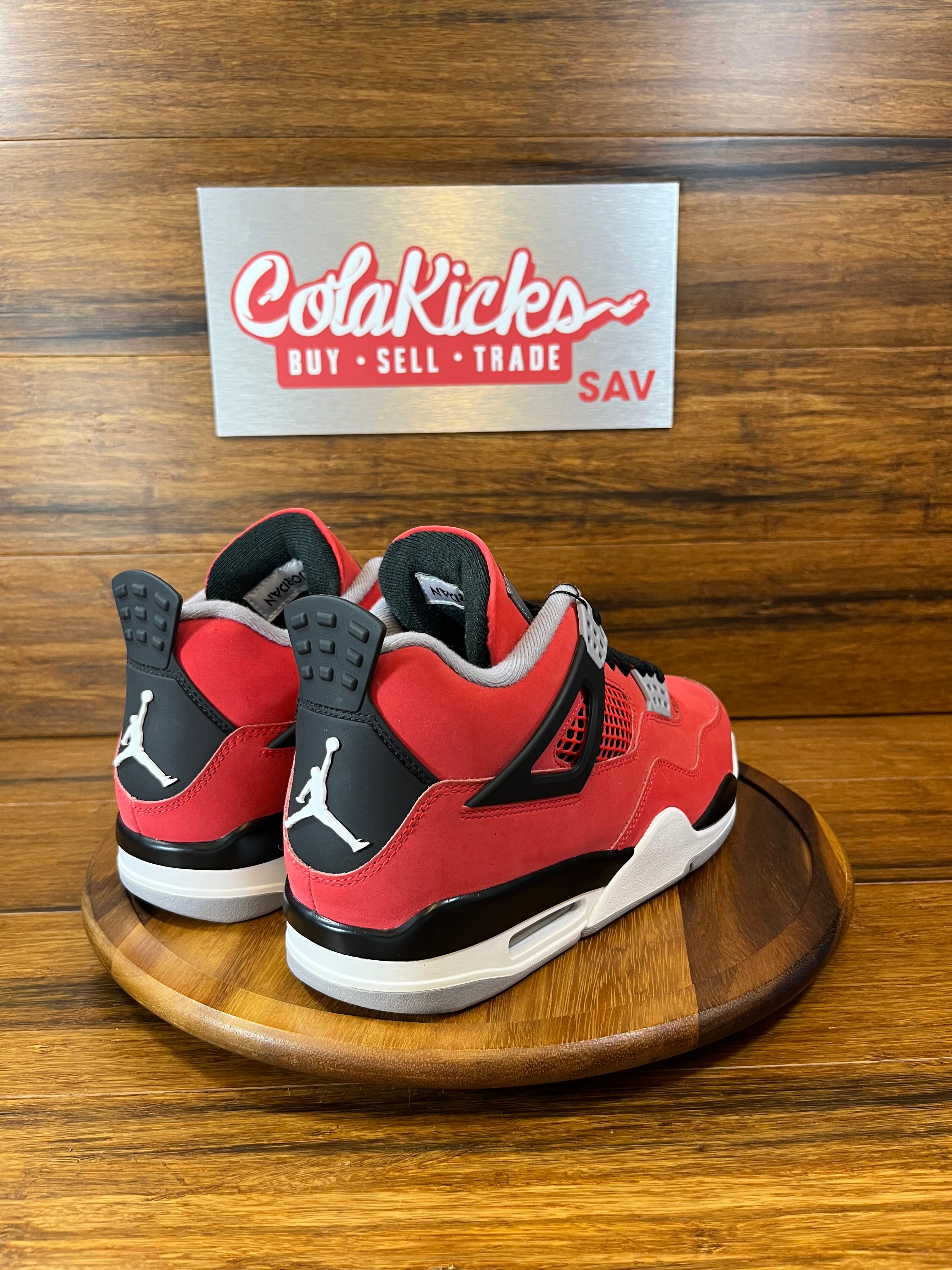 Jordan 4 Retro Toro Bravo (2026)