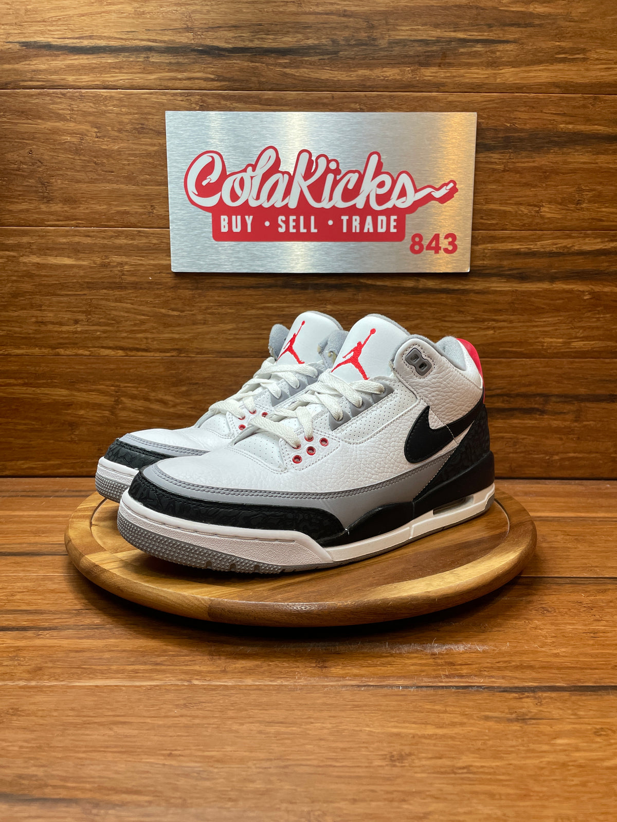 Jordan 3 Retro Tinker Hatfield