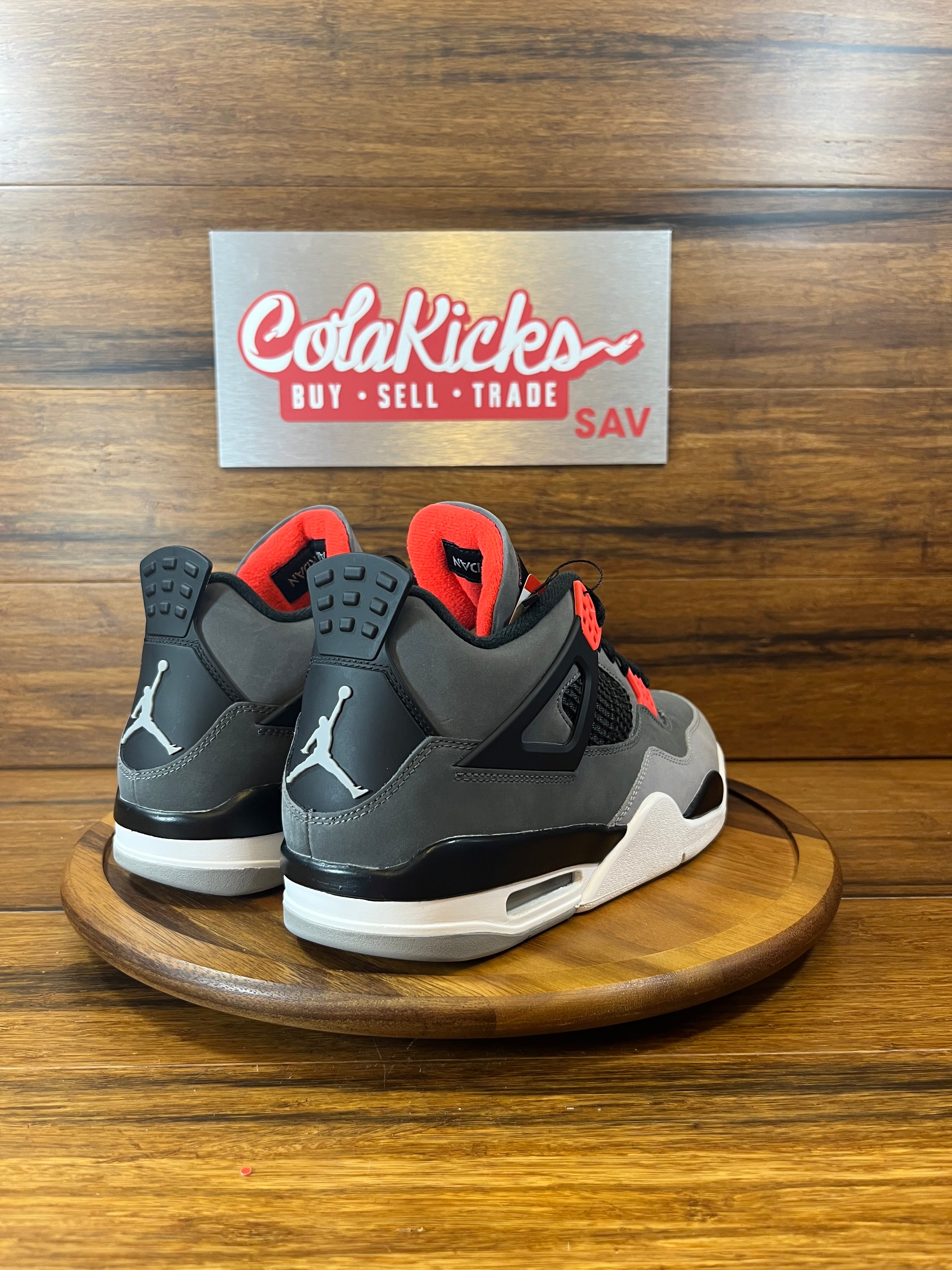 Jordan 4 Retro Infrared