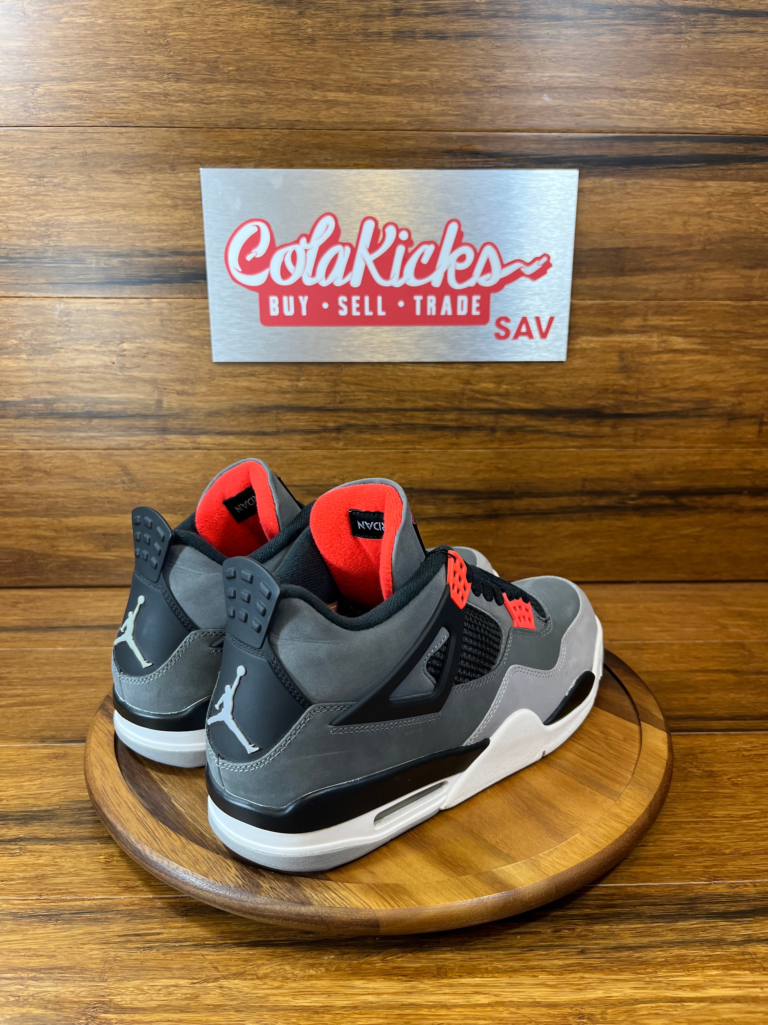 Jordan 4 Retro Infrared