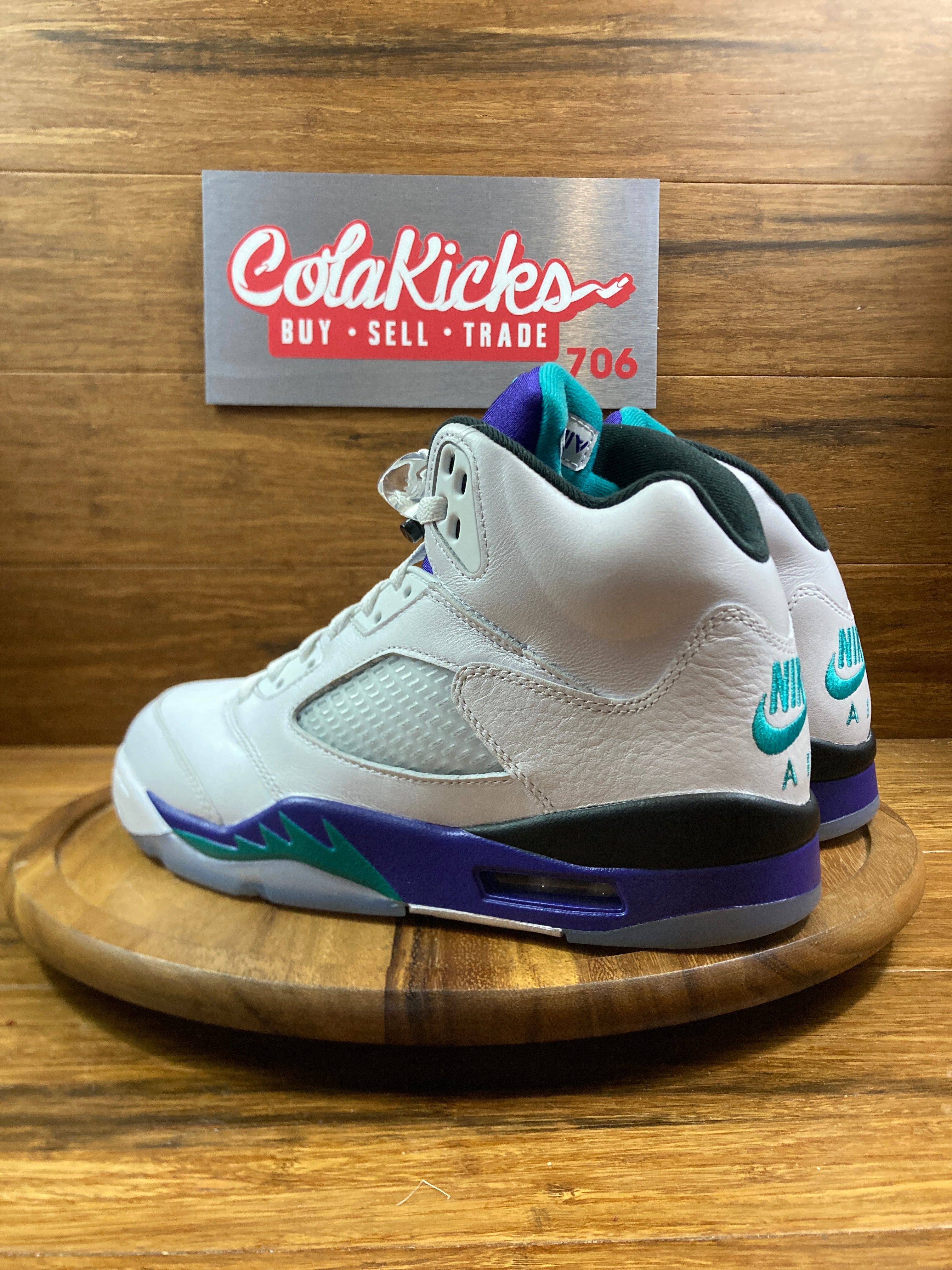 Jordan 5 Retro Grape (2025)