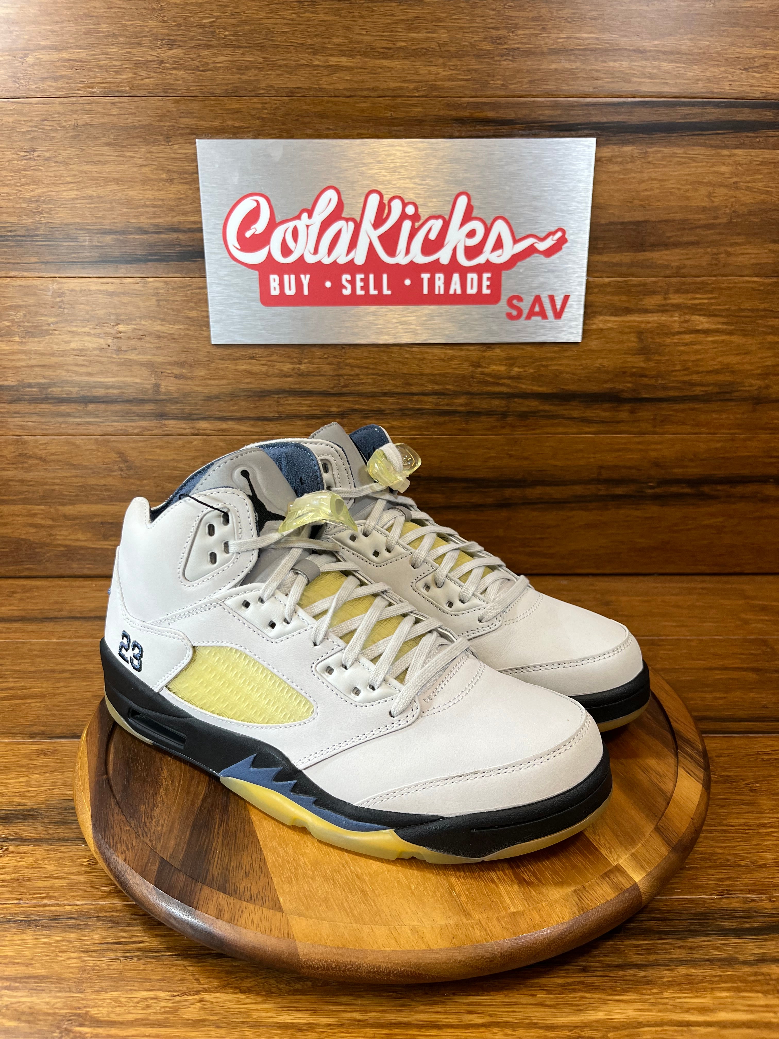 Jordan 5 Retro A Ma Maniére Dawn (Women's)