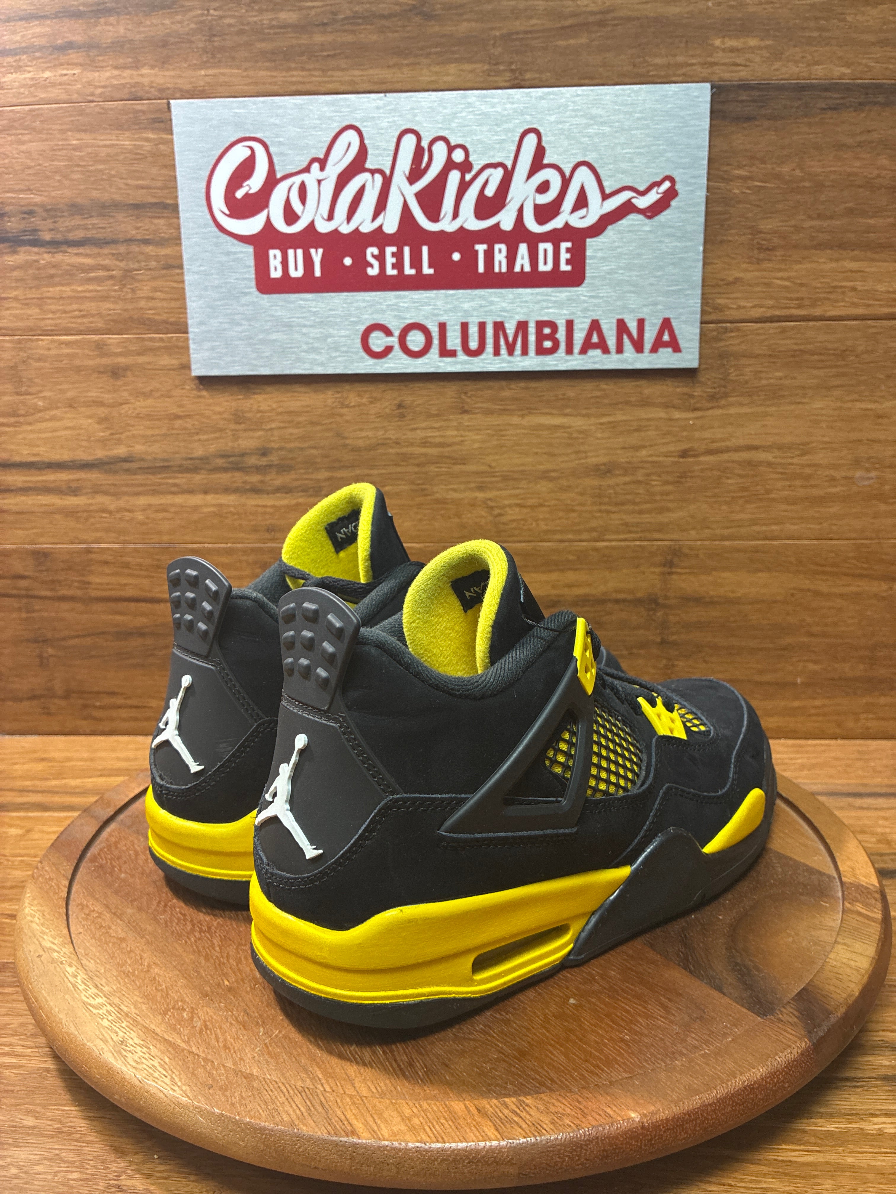 Jordan 4 Retro Thunder (2023) (GS)