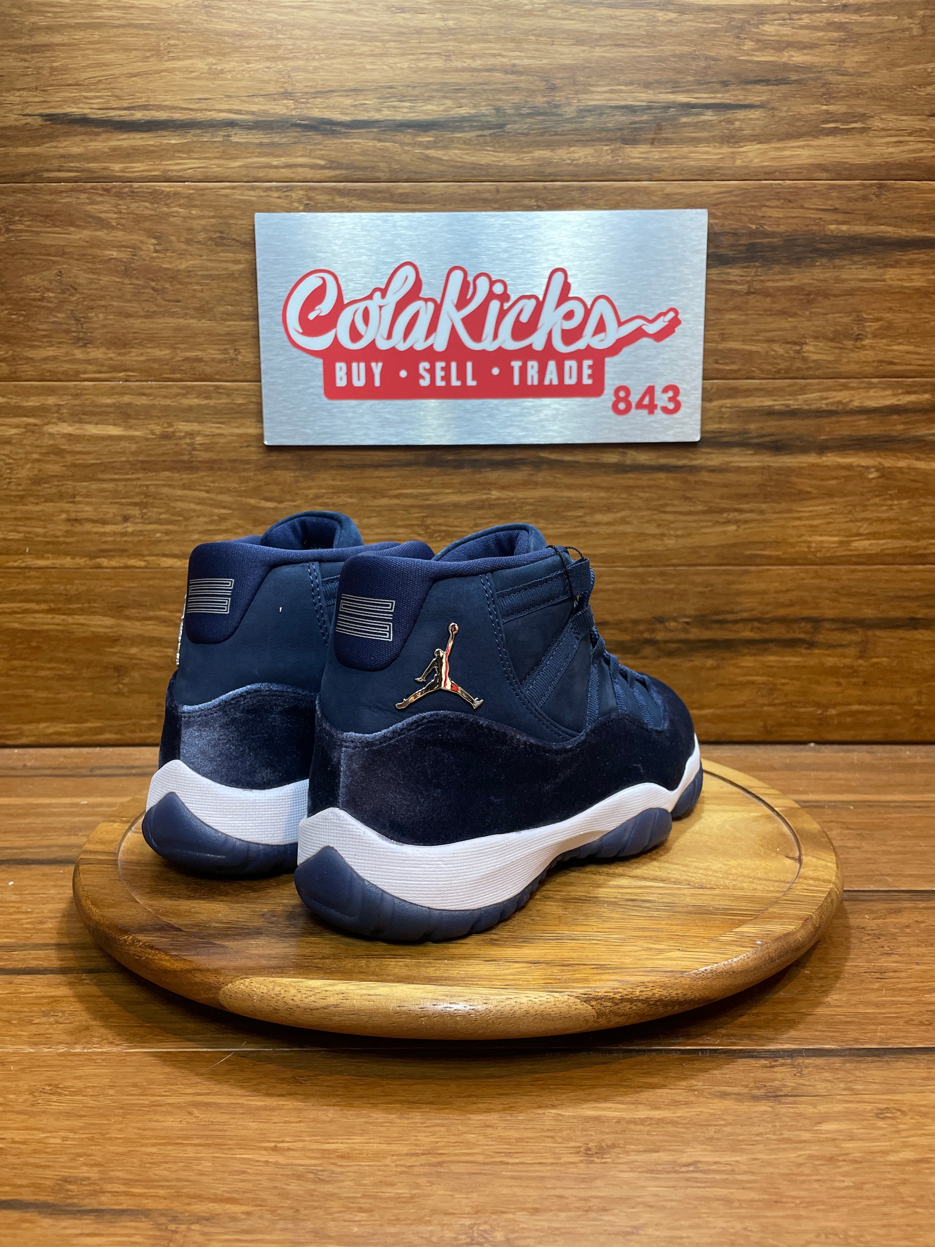 Jordan 11 Retro Midnight Navy (Women's)