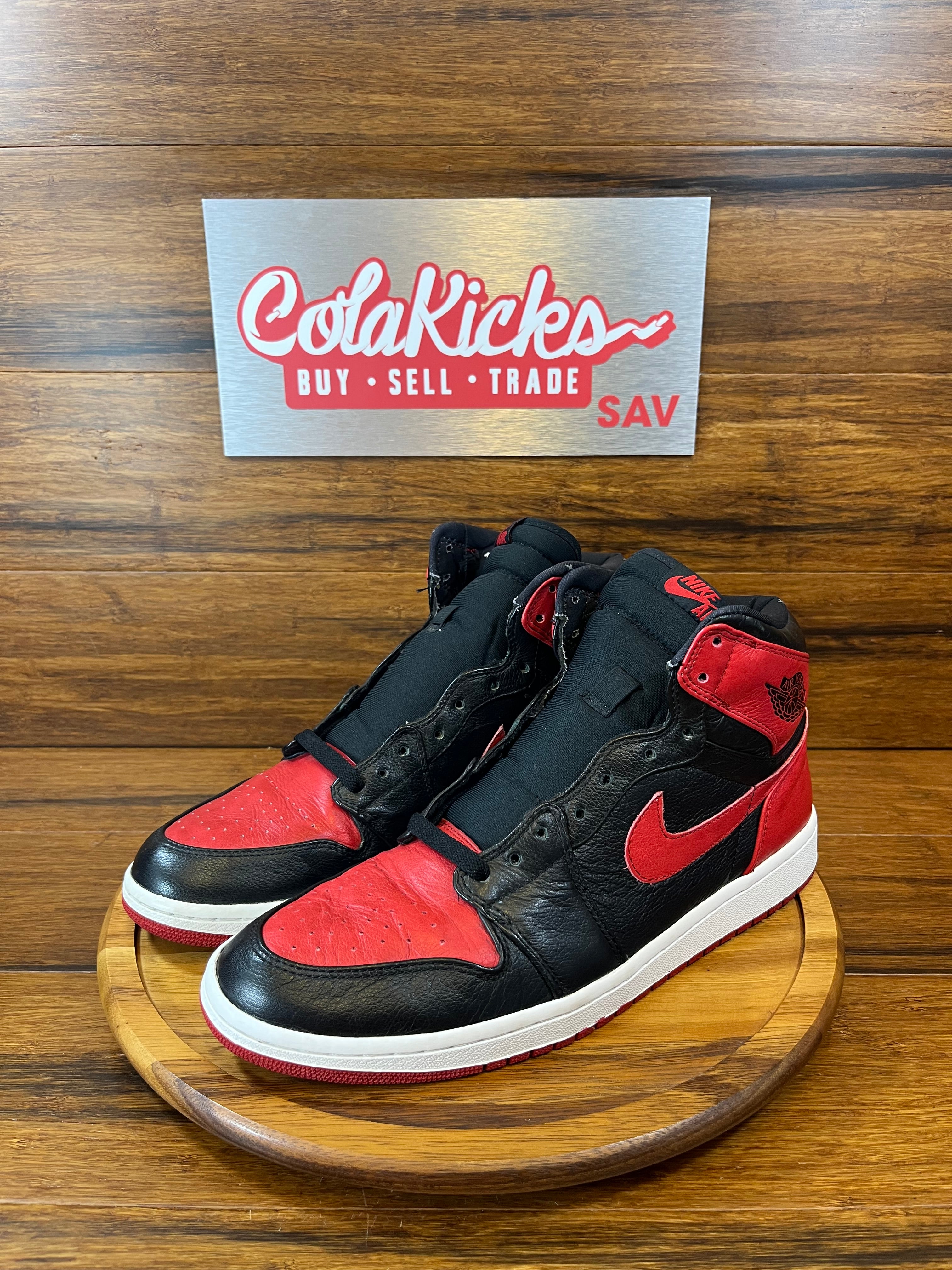 Jordan 1 Retro Banned (B-Grade) (2011)