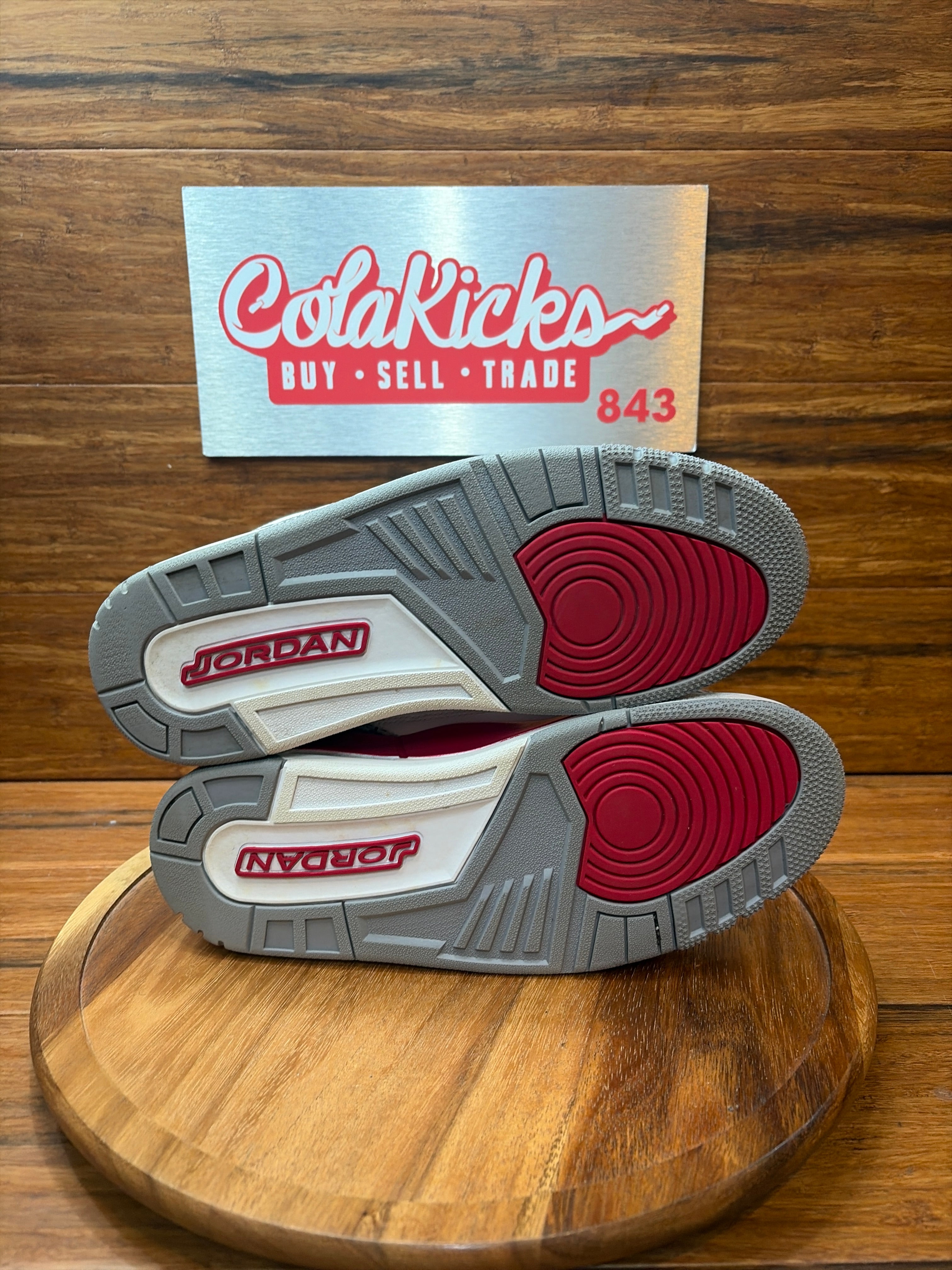 Jordan 3 Retro Cardinal Red