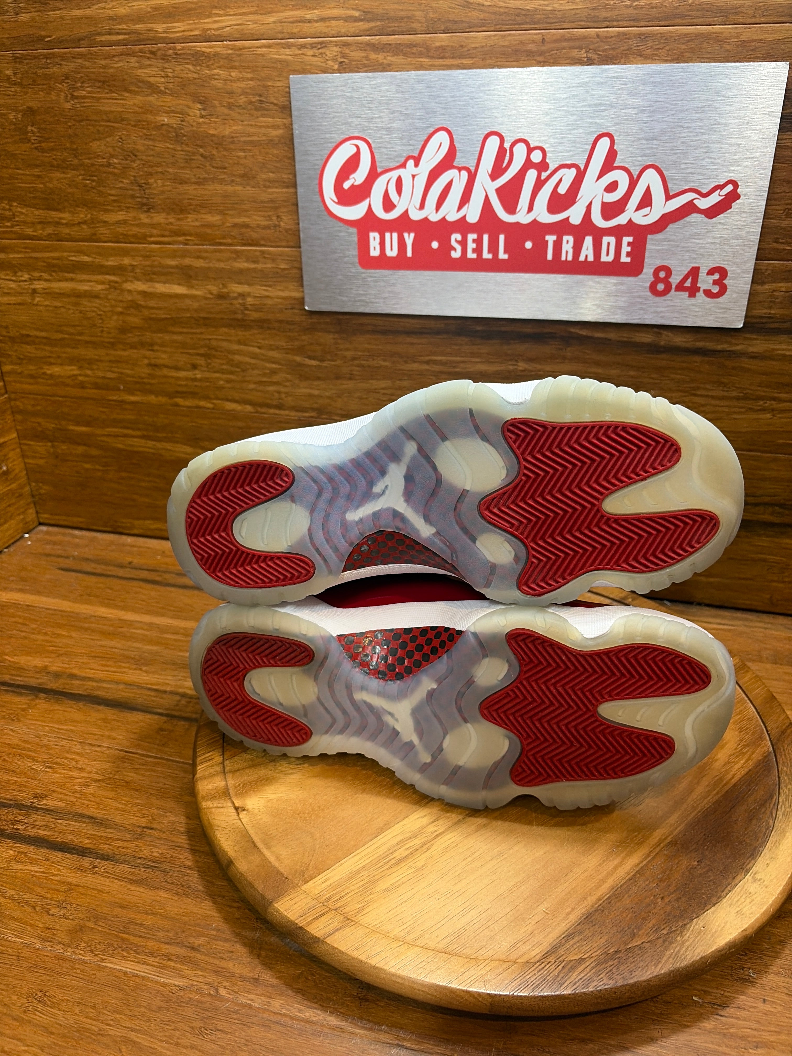 Jordan 11 Retro Cherry (2022)