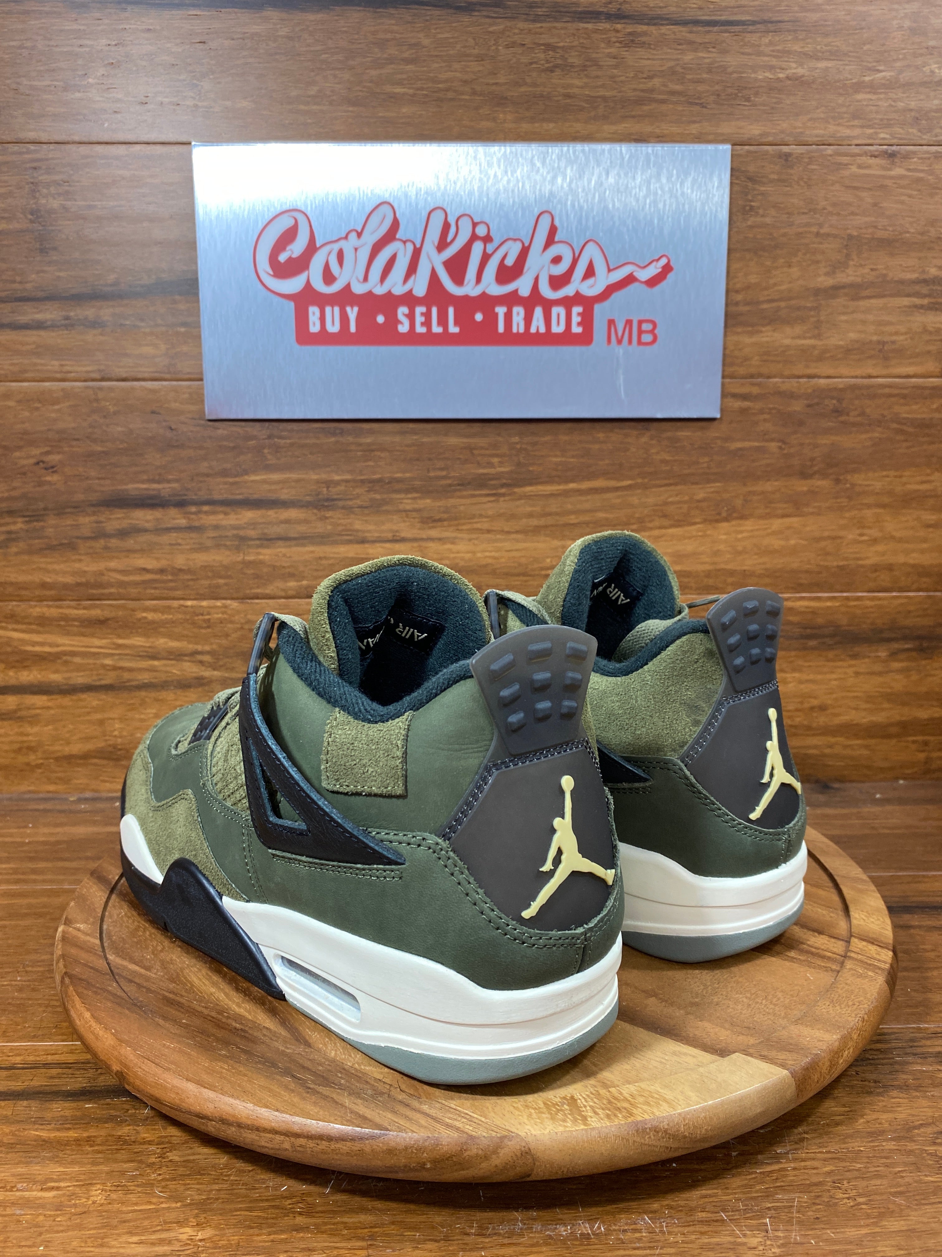 Jordan 4 Retro SE Craft Medium Olive