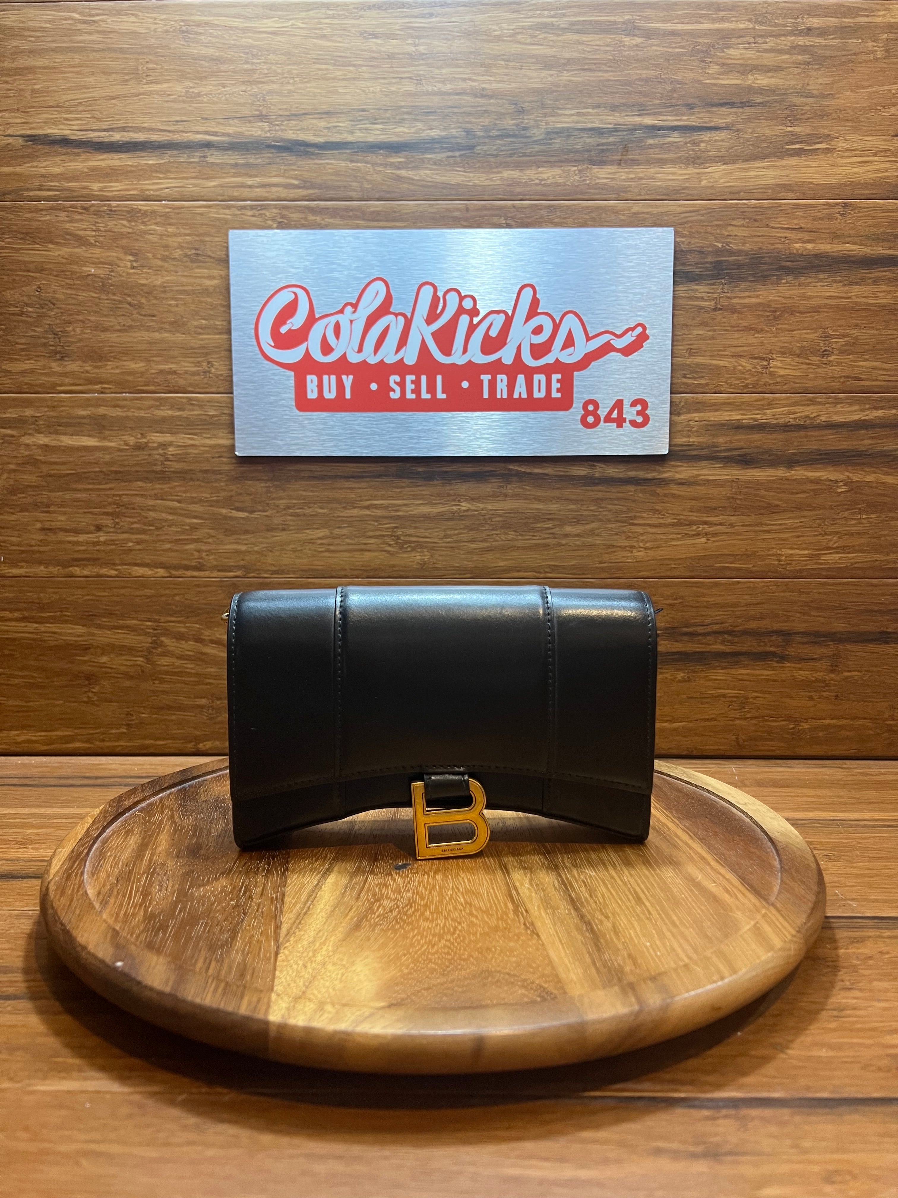 Balenciaga Hourglass Wallet On Chain Black