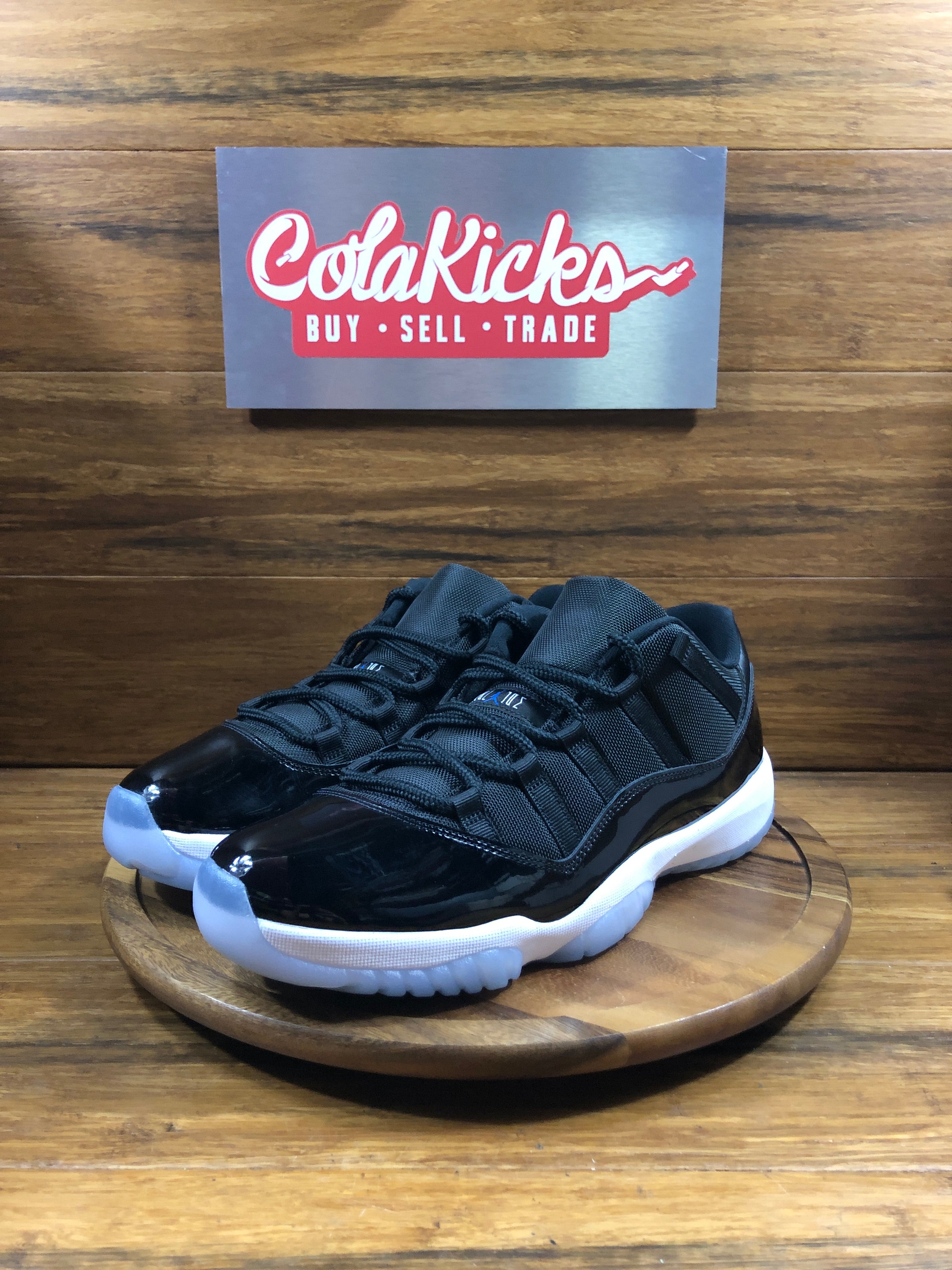 Jordan 11 Retro Low Space Jam