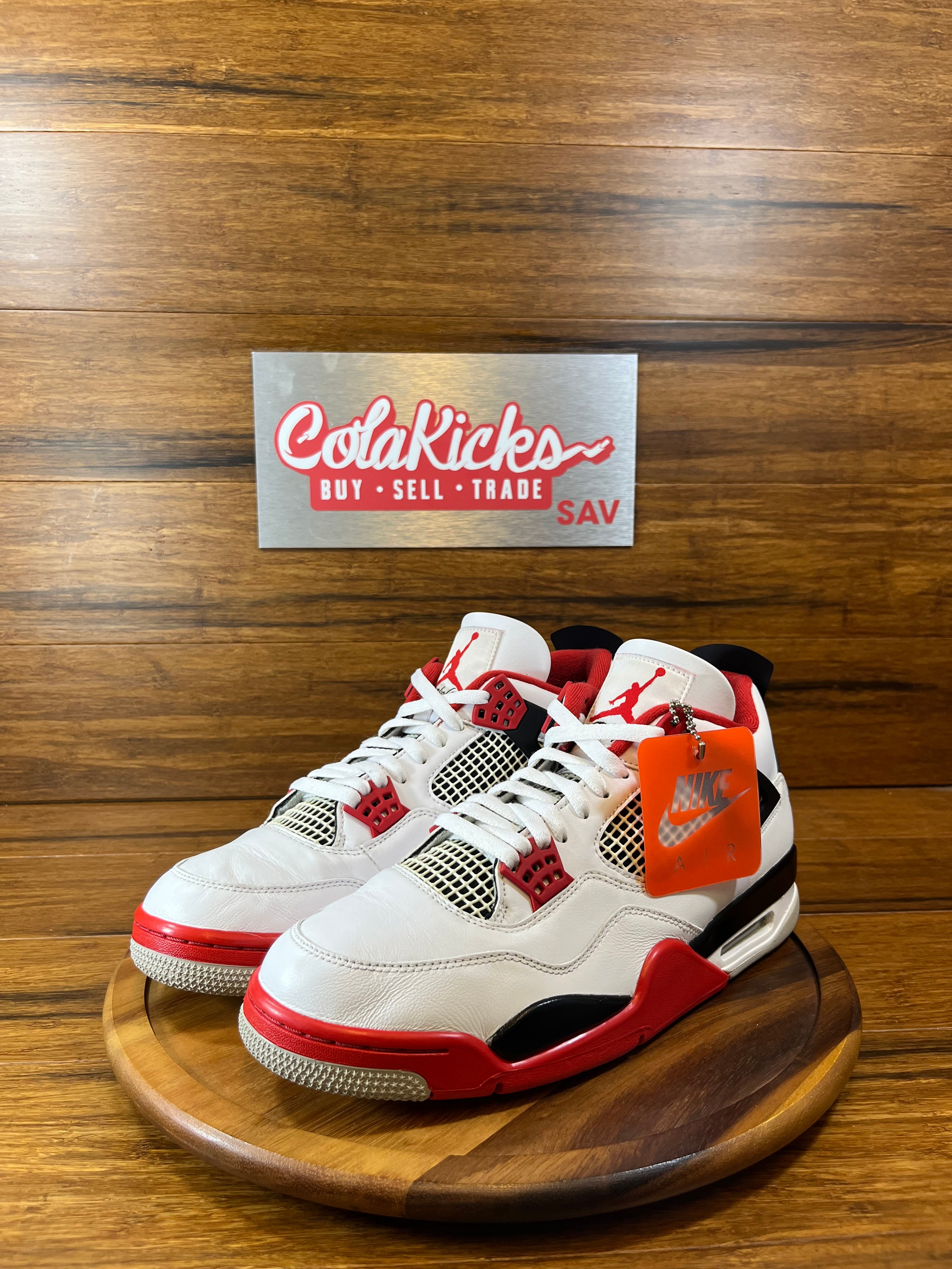 Jordan 4 Retro Fire Red (2020)