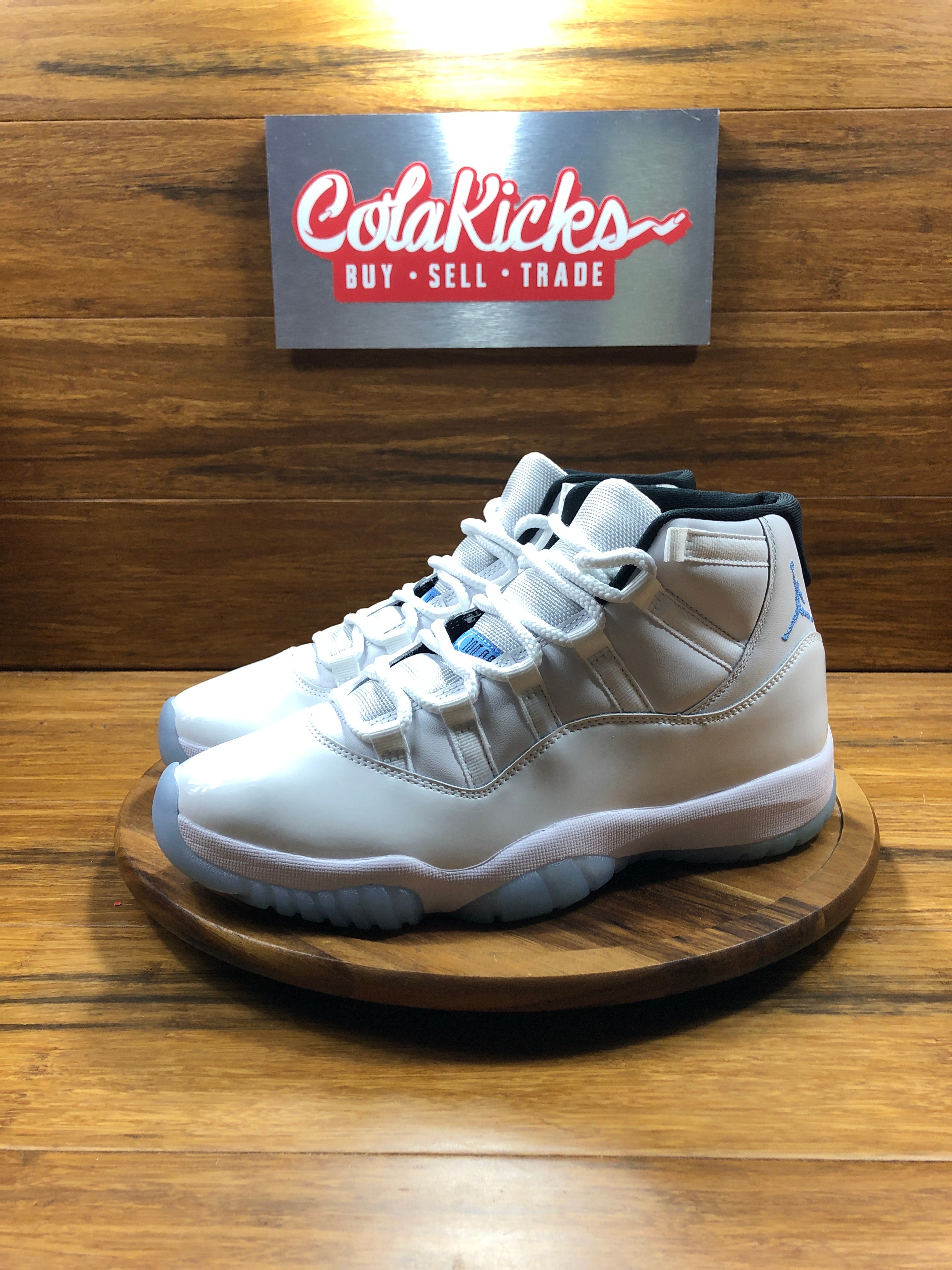 Jordan 11 Retro Legend Blue (2024)