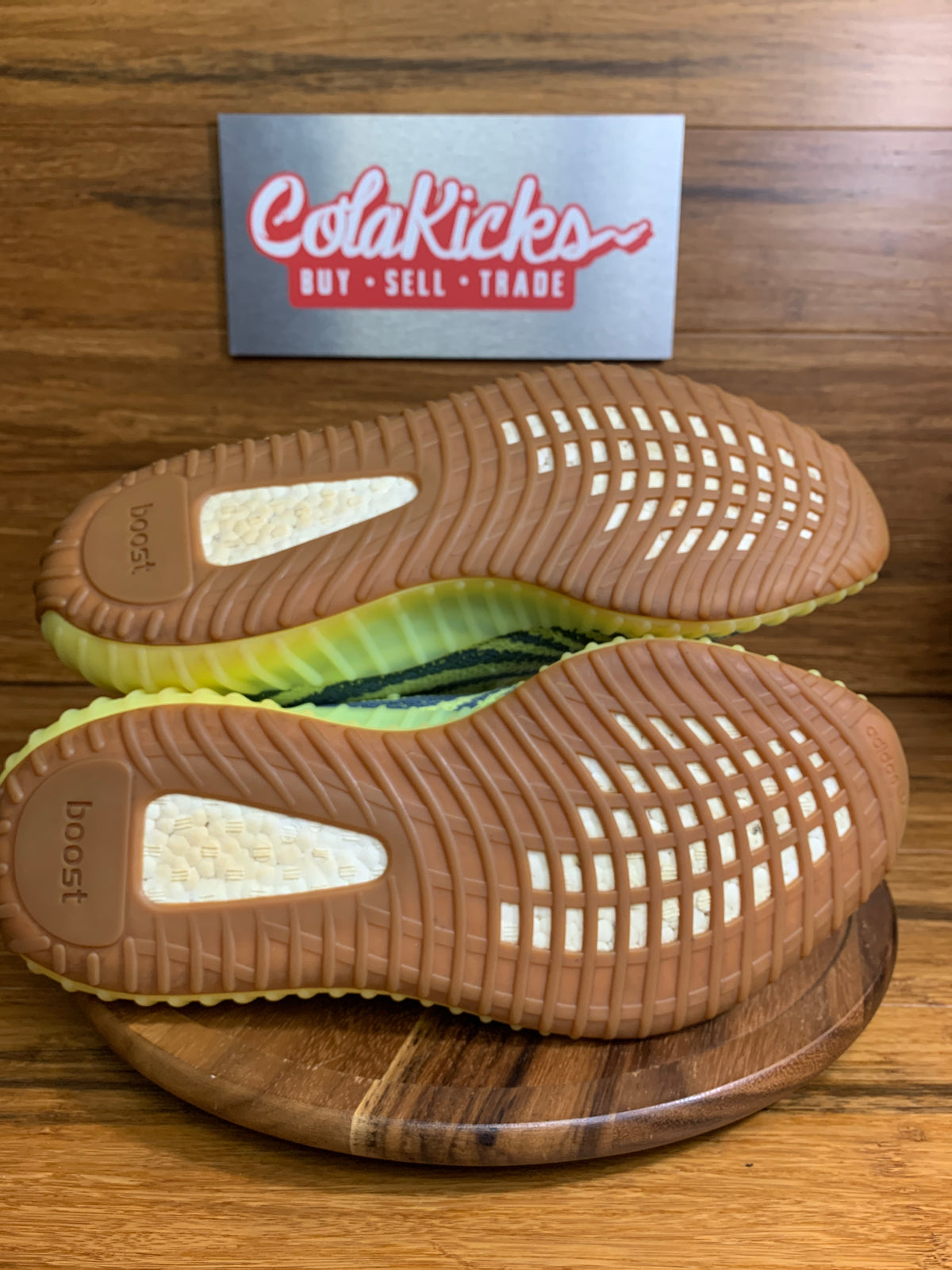 adidas Yeezy Boost 350 V2 Semi Frozen Yellow