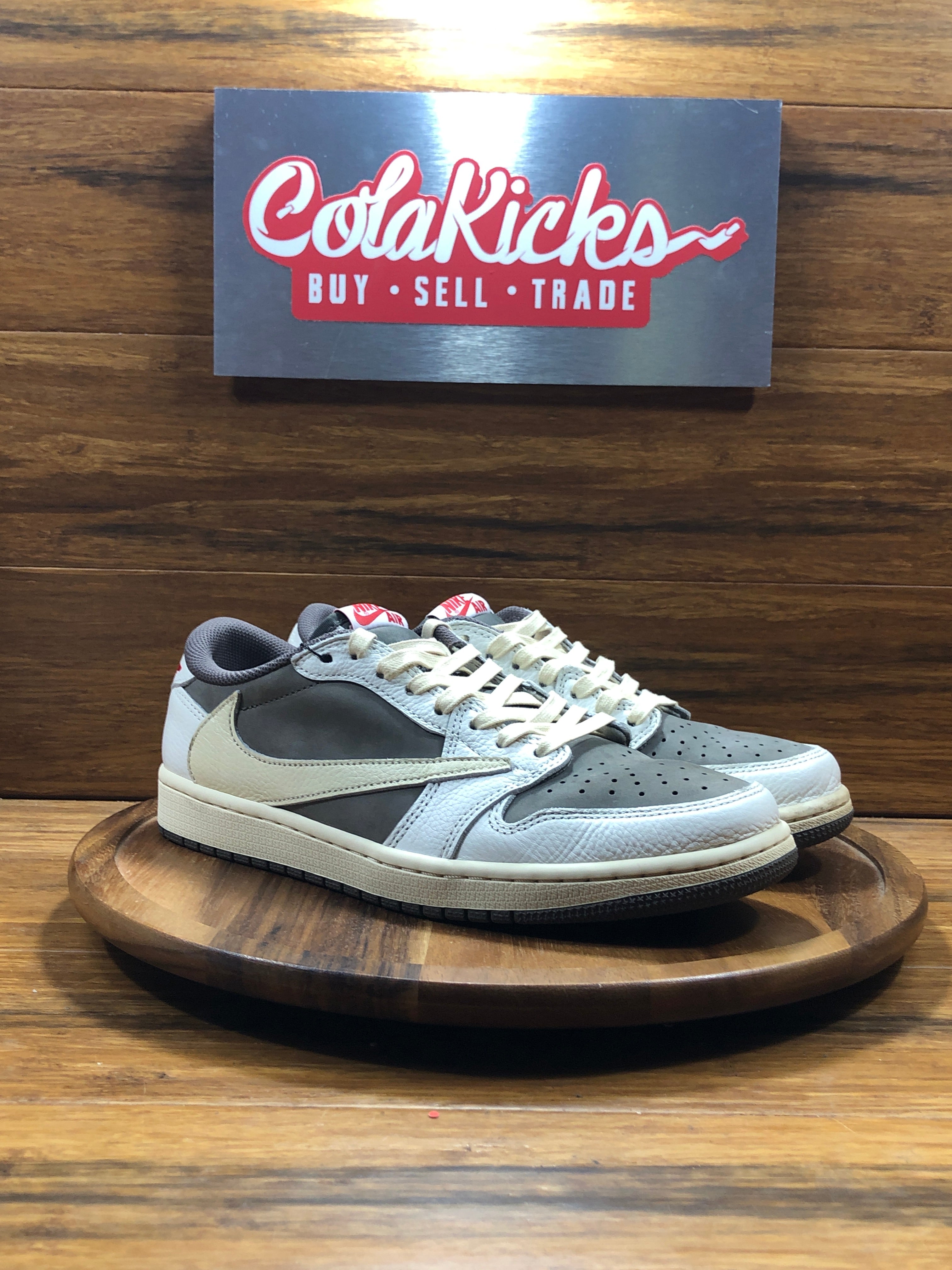Jordan 1 Retro Low OG SP Travis Scott Reverse Mocha