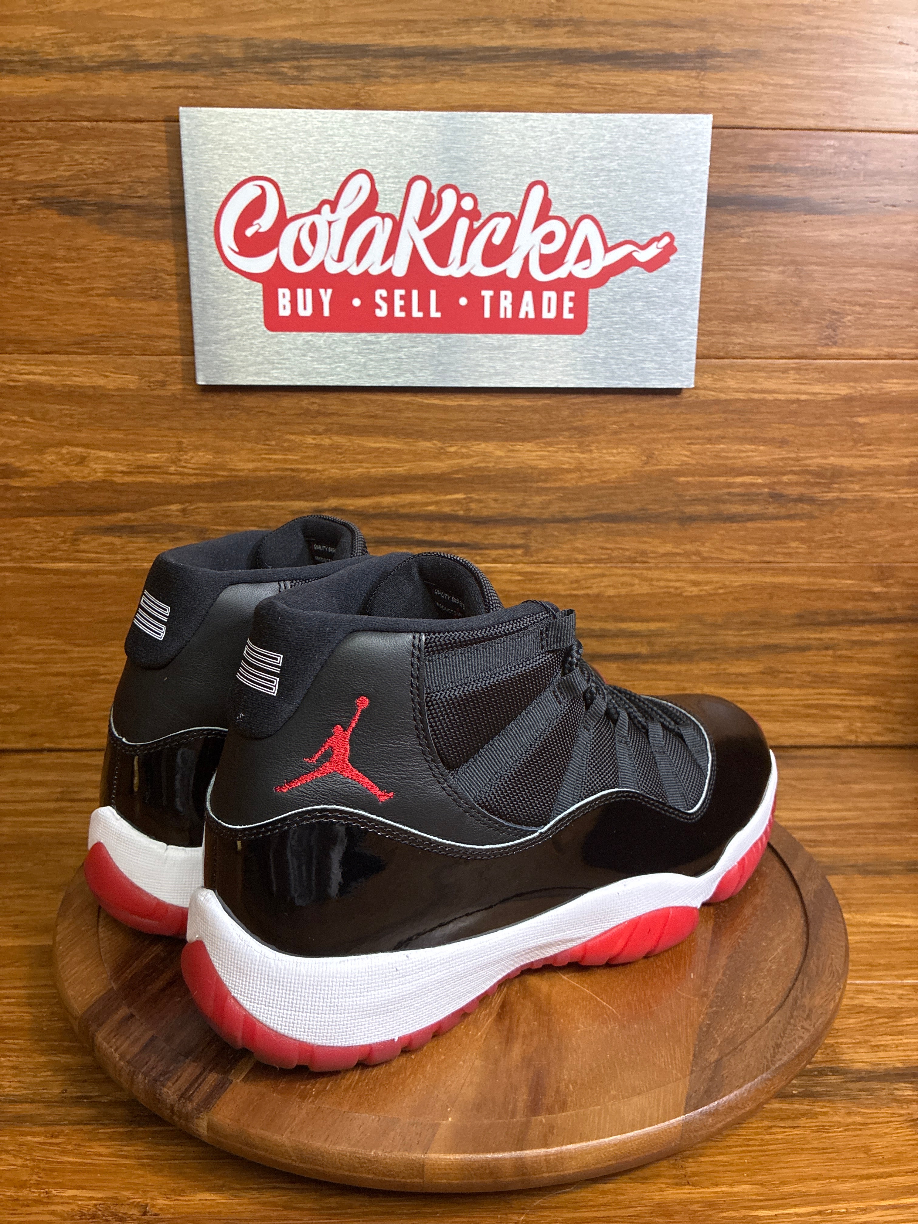 Jordan 11 Retro Playoffs Bred (2019)