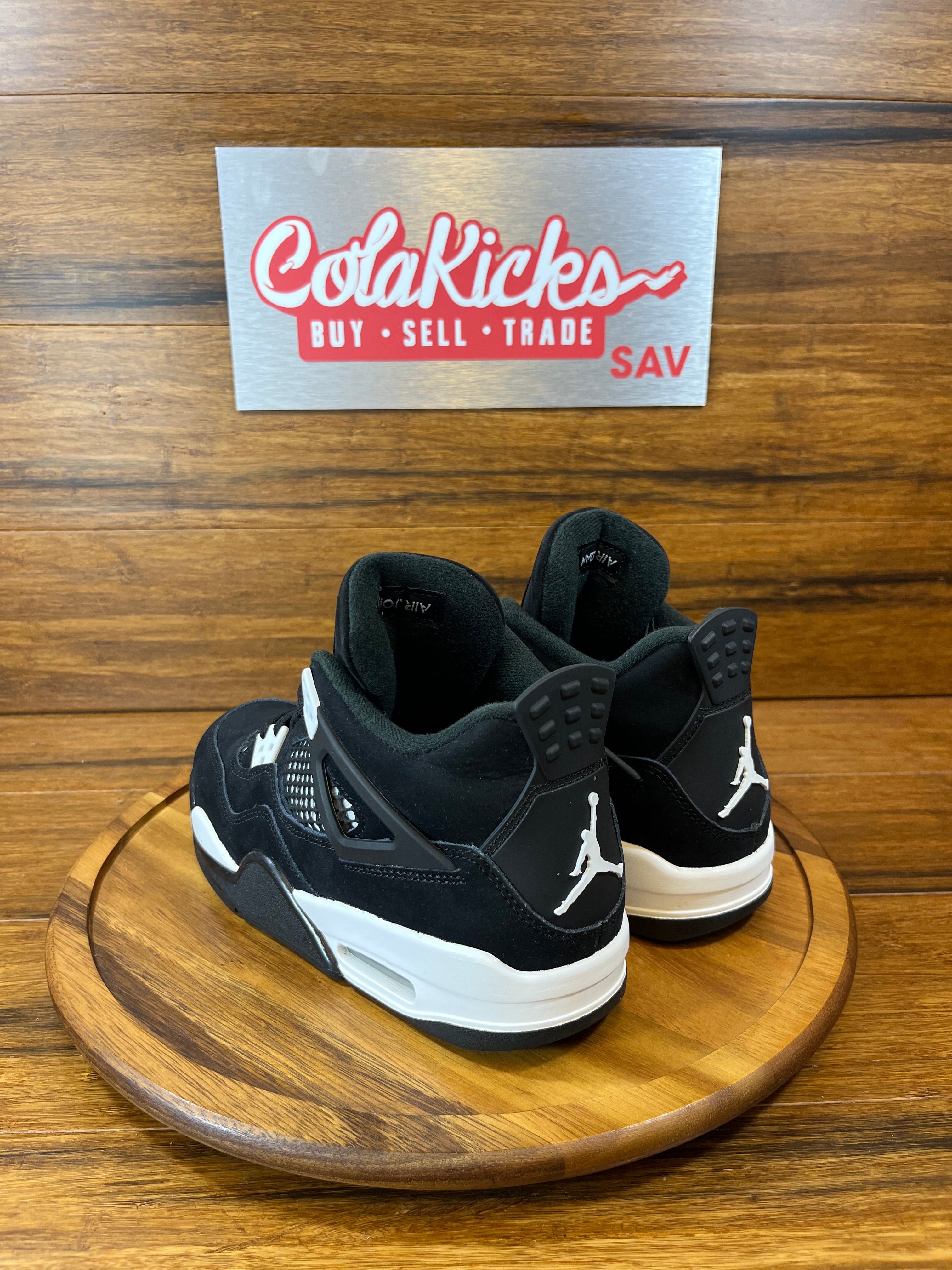 Jordan 4 Retro White Thunder (GS)