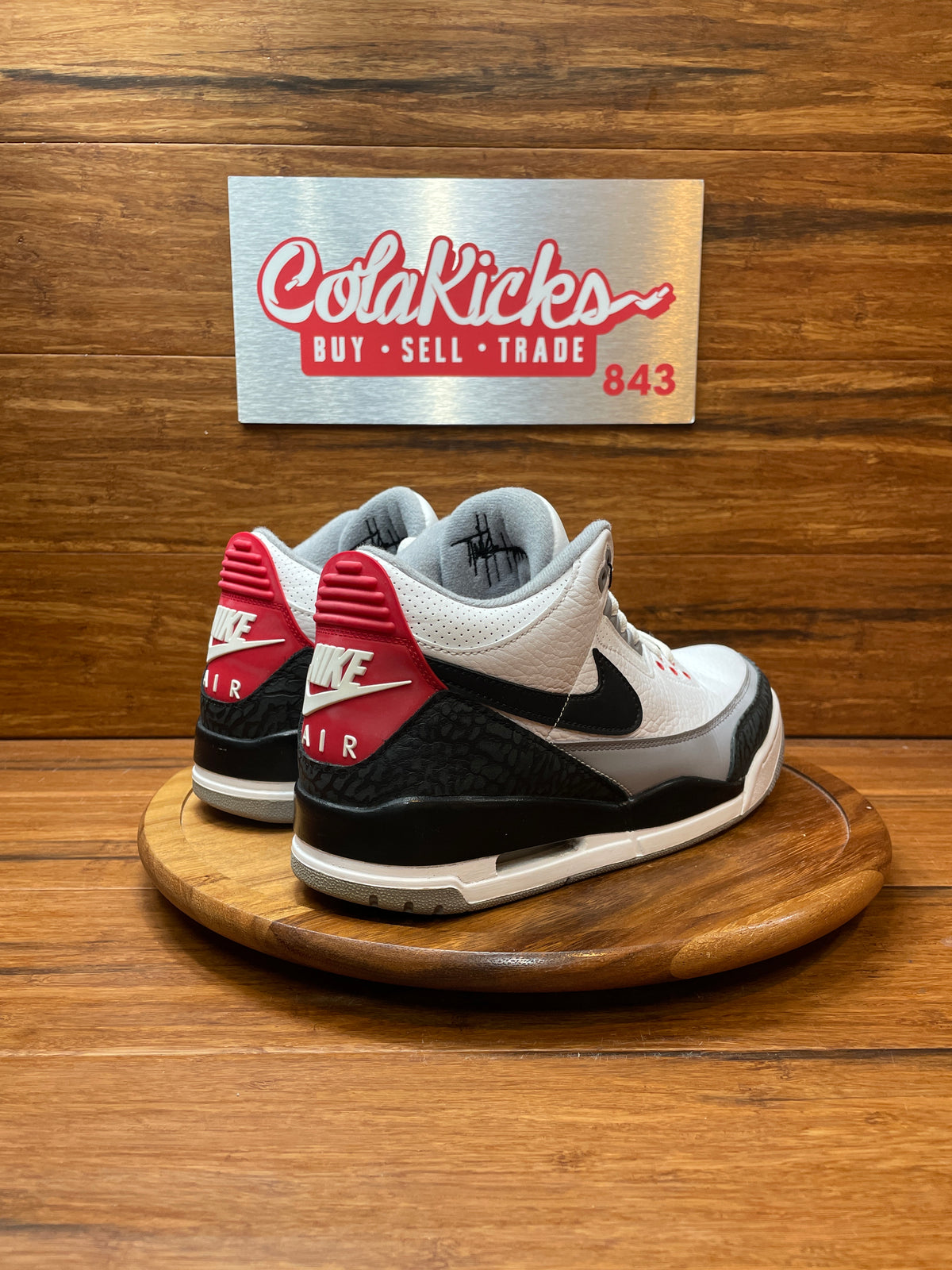Jordan 3 Retro Tinker Hatfield