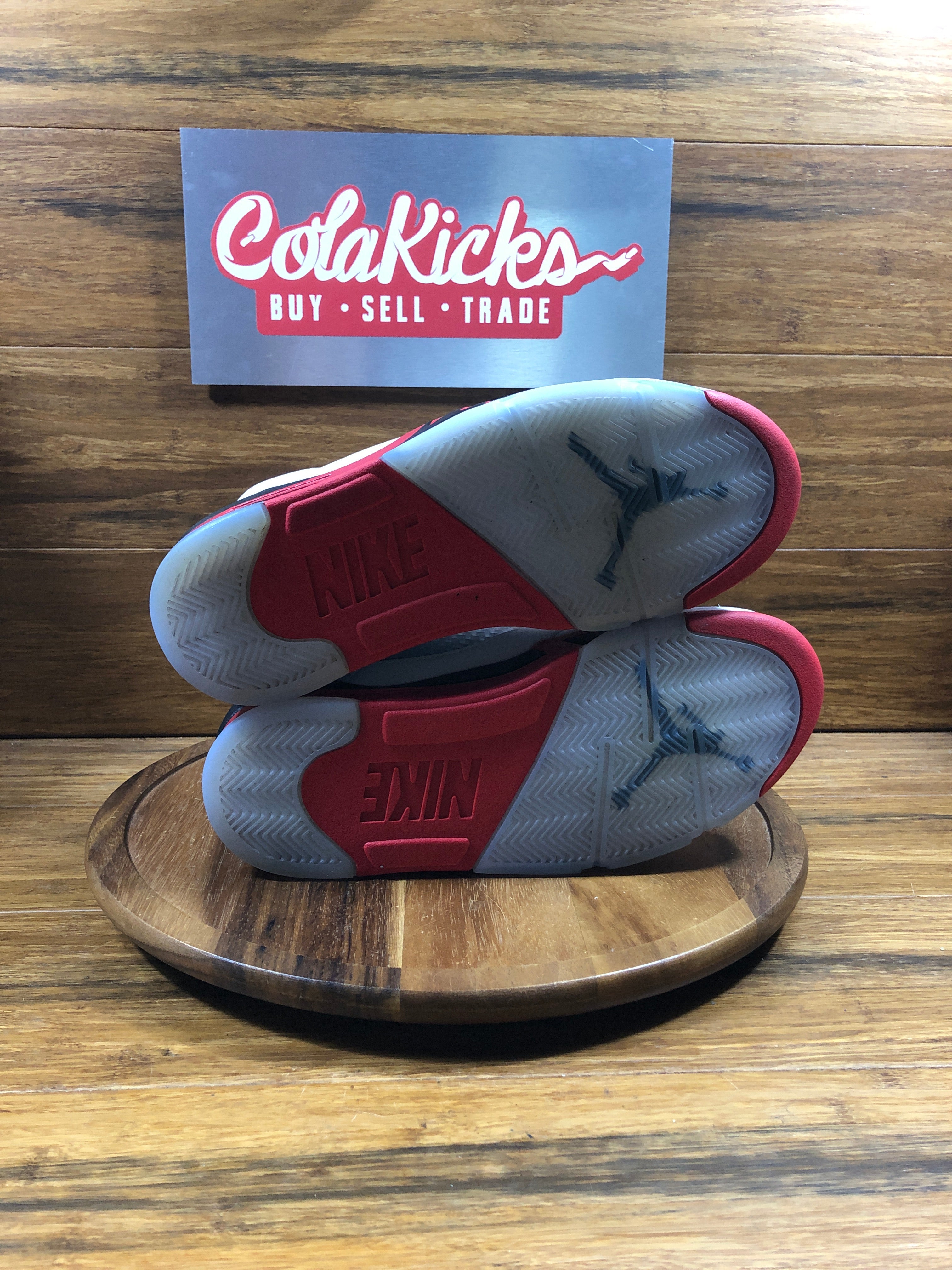 Jordan 5 Retro Fire Red Black Tongue (2025)