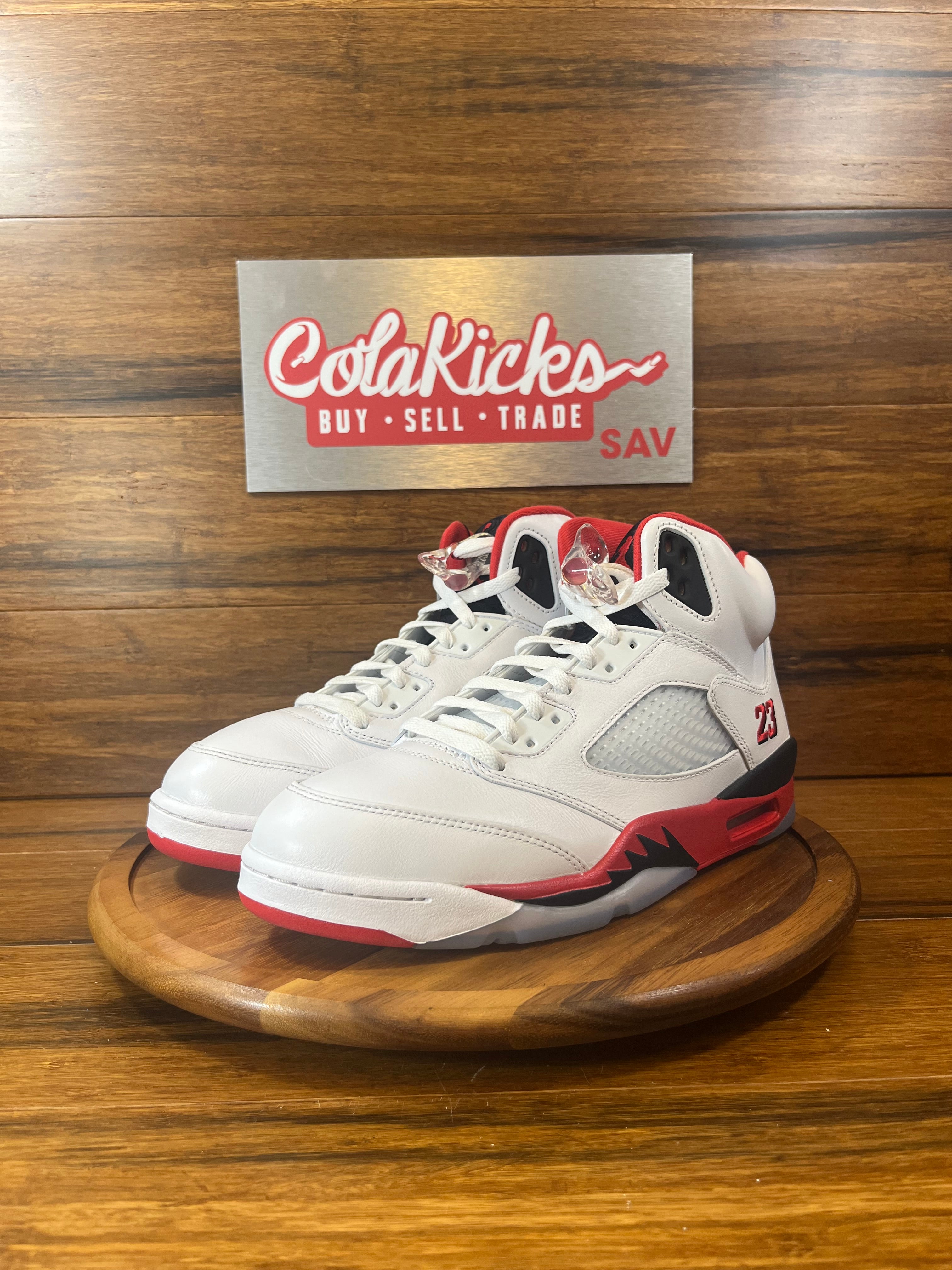 Jordan 5 Retro Fire Red Black Tongue (2025)