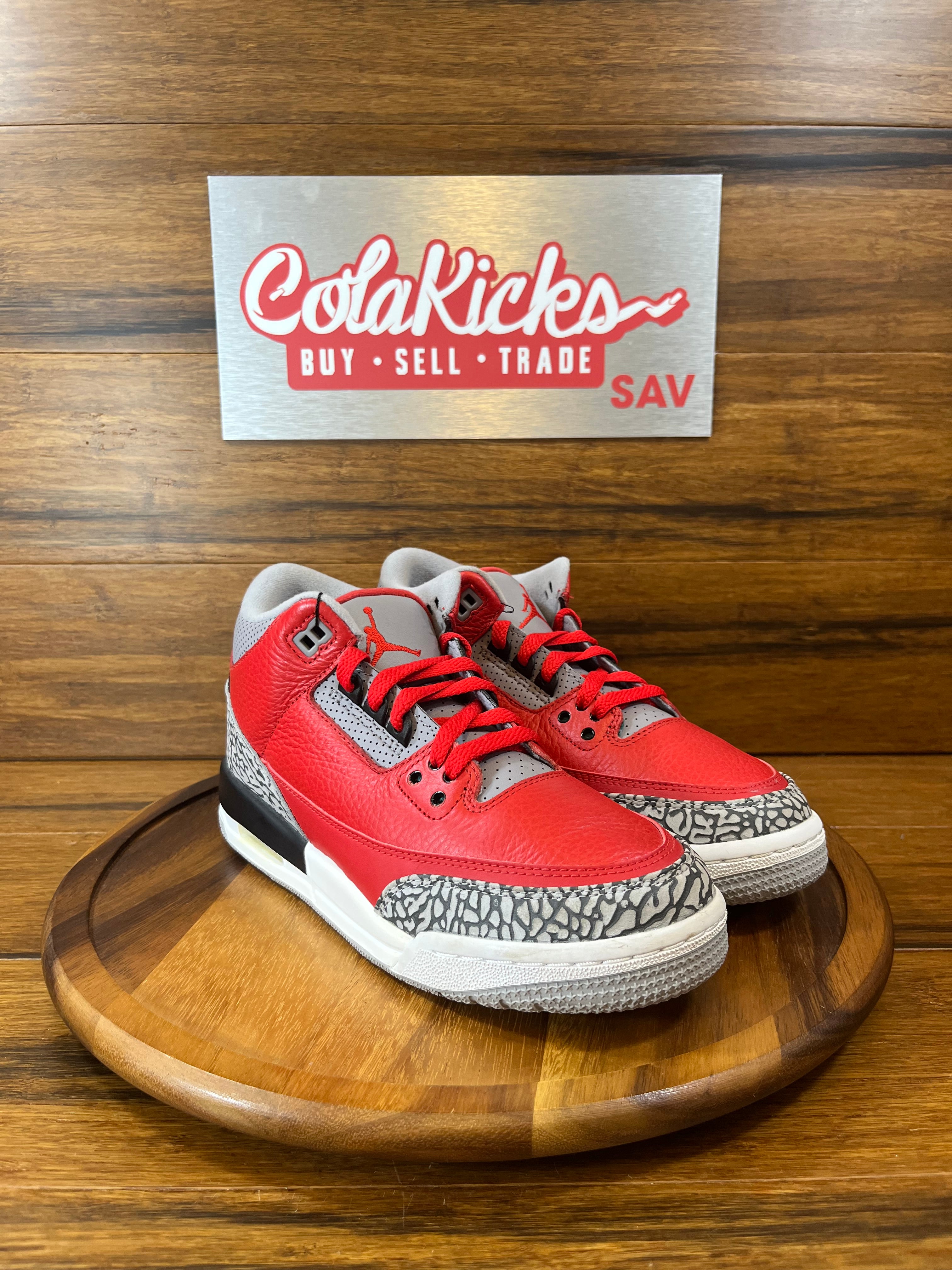 Jordan 3 Retro SE Fire Red (GS)