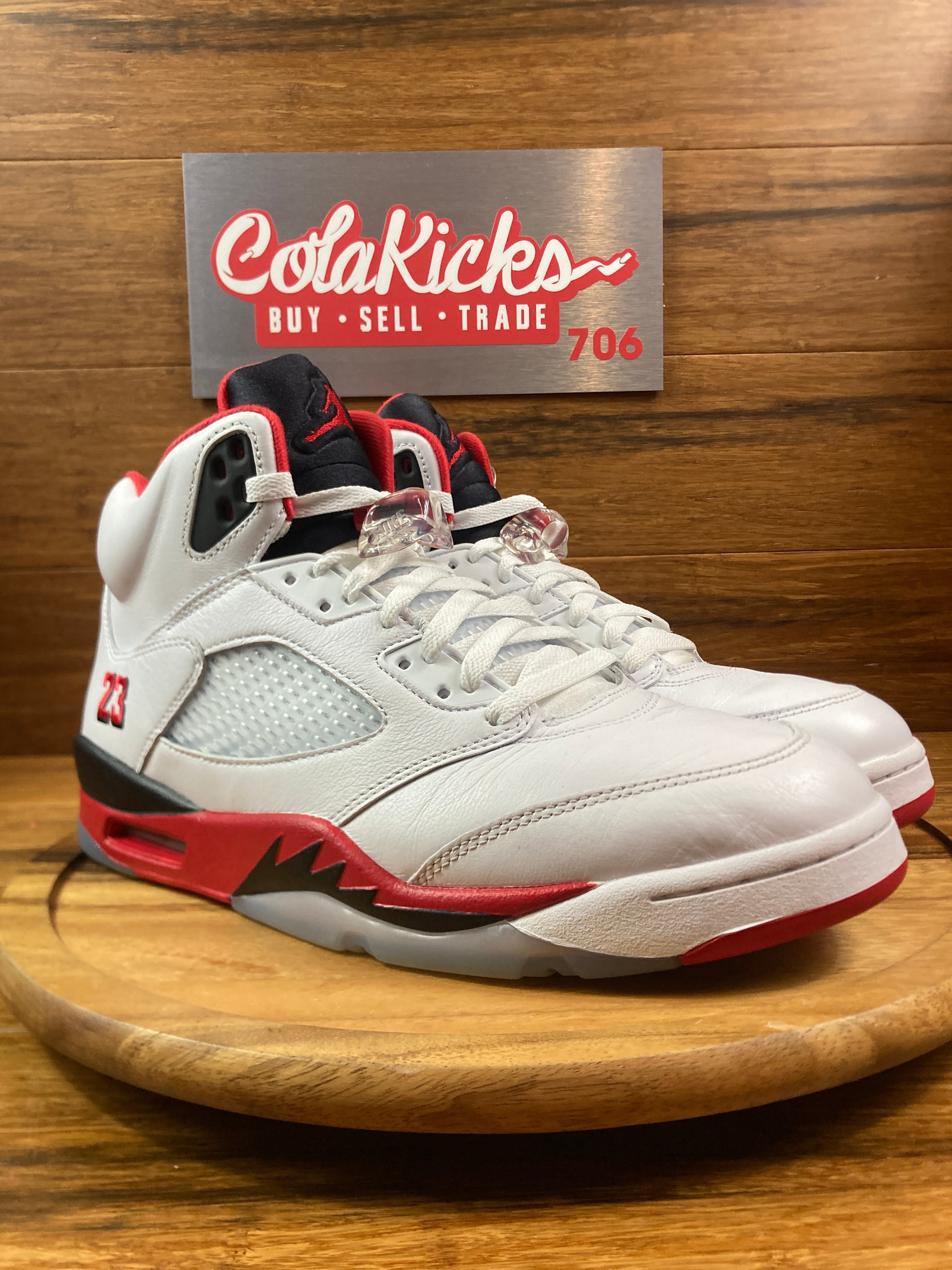 Jordan 5 Retro Fire Red Black Tongue (2025)