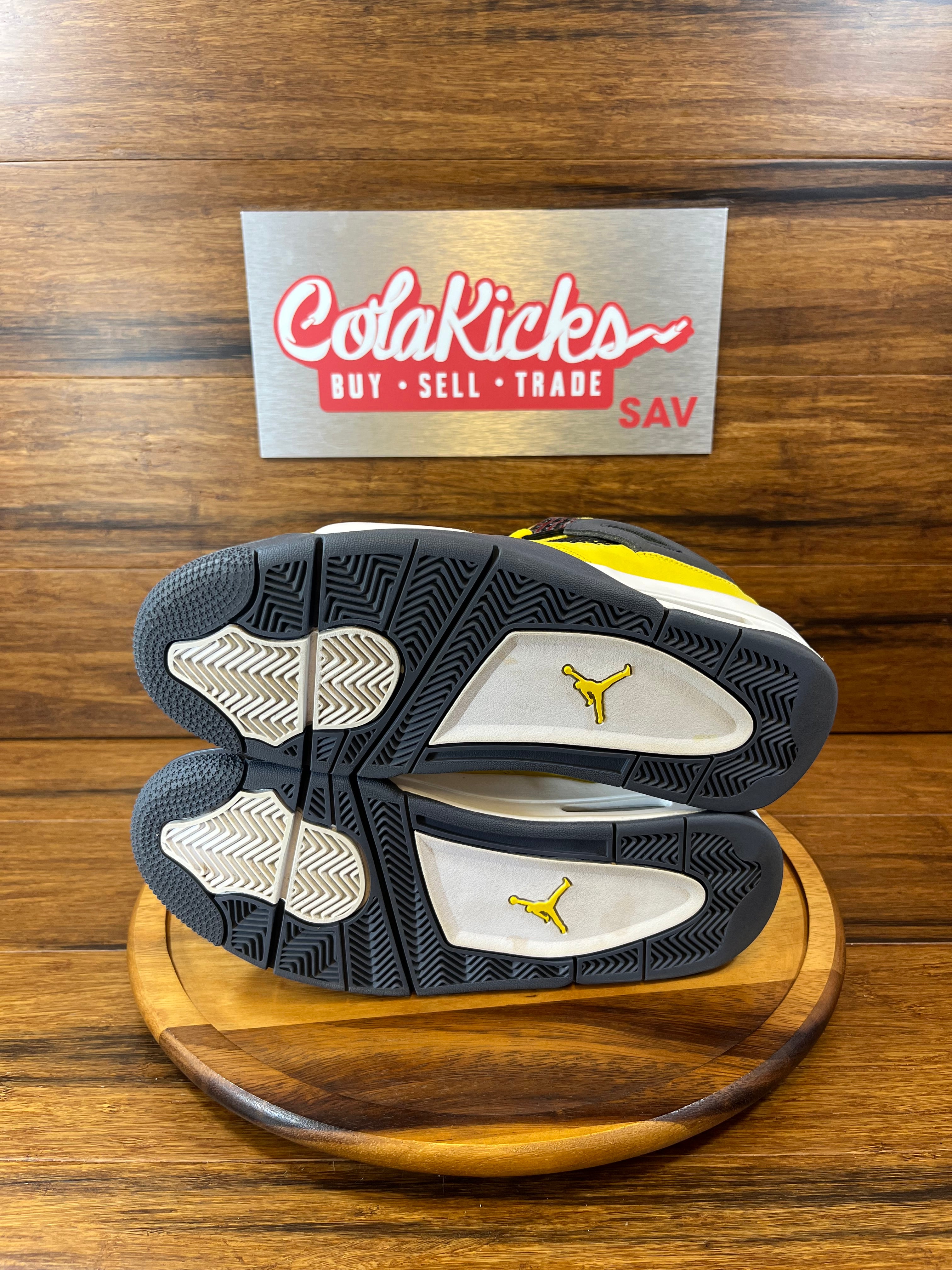 Jordan 4 Retro Lightning (2021)