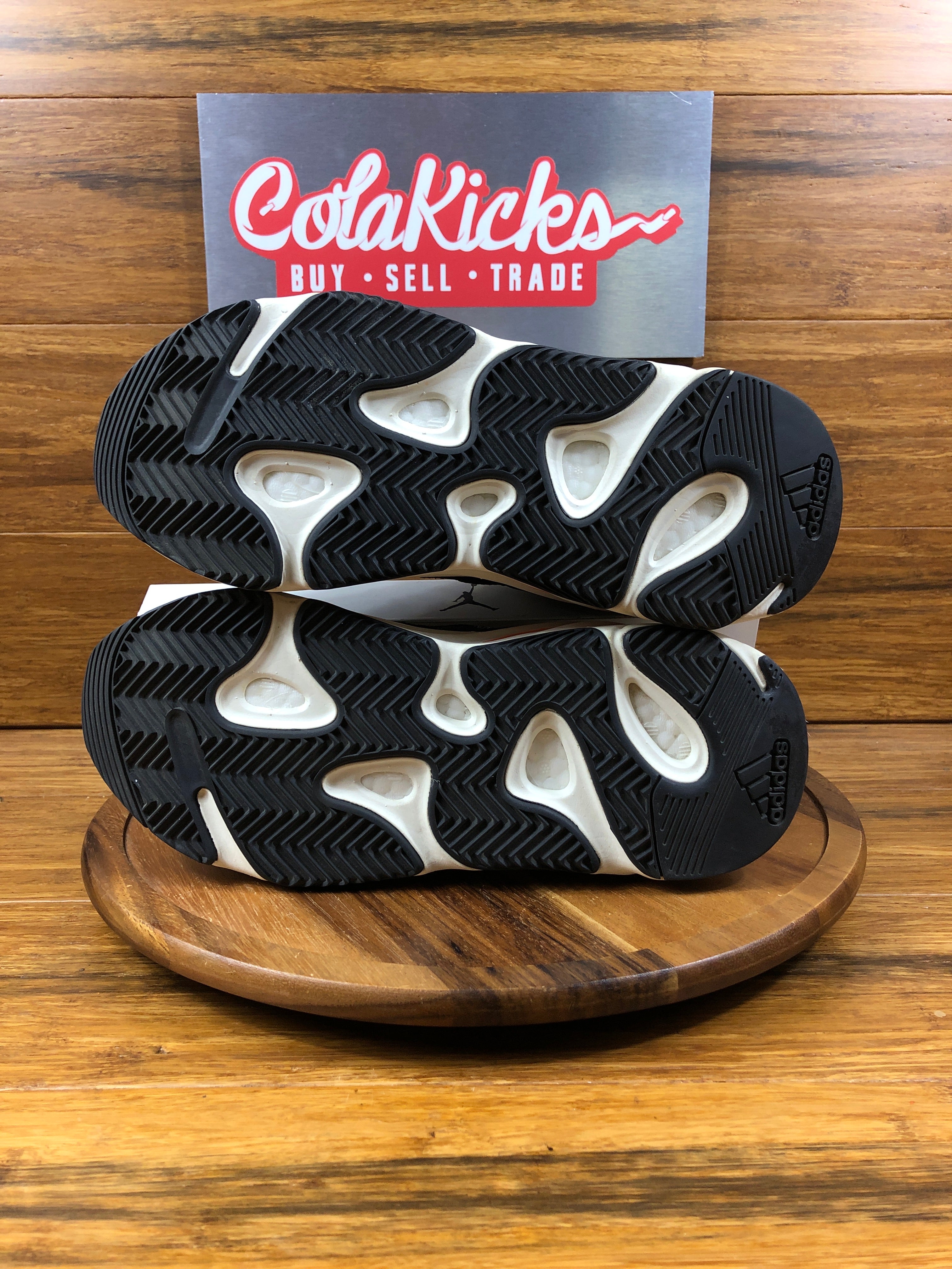 adidas Yeezy Boost 700 Wave Runner