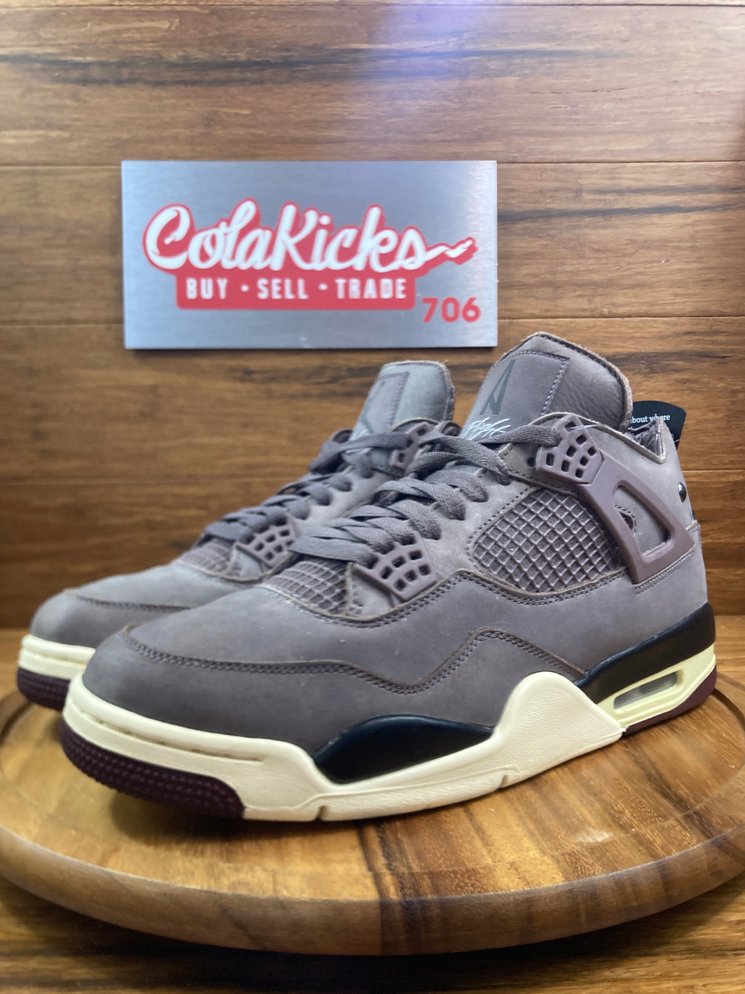 Jordan 4 Retro SP A Ma Maniére Violet Ore