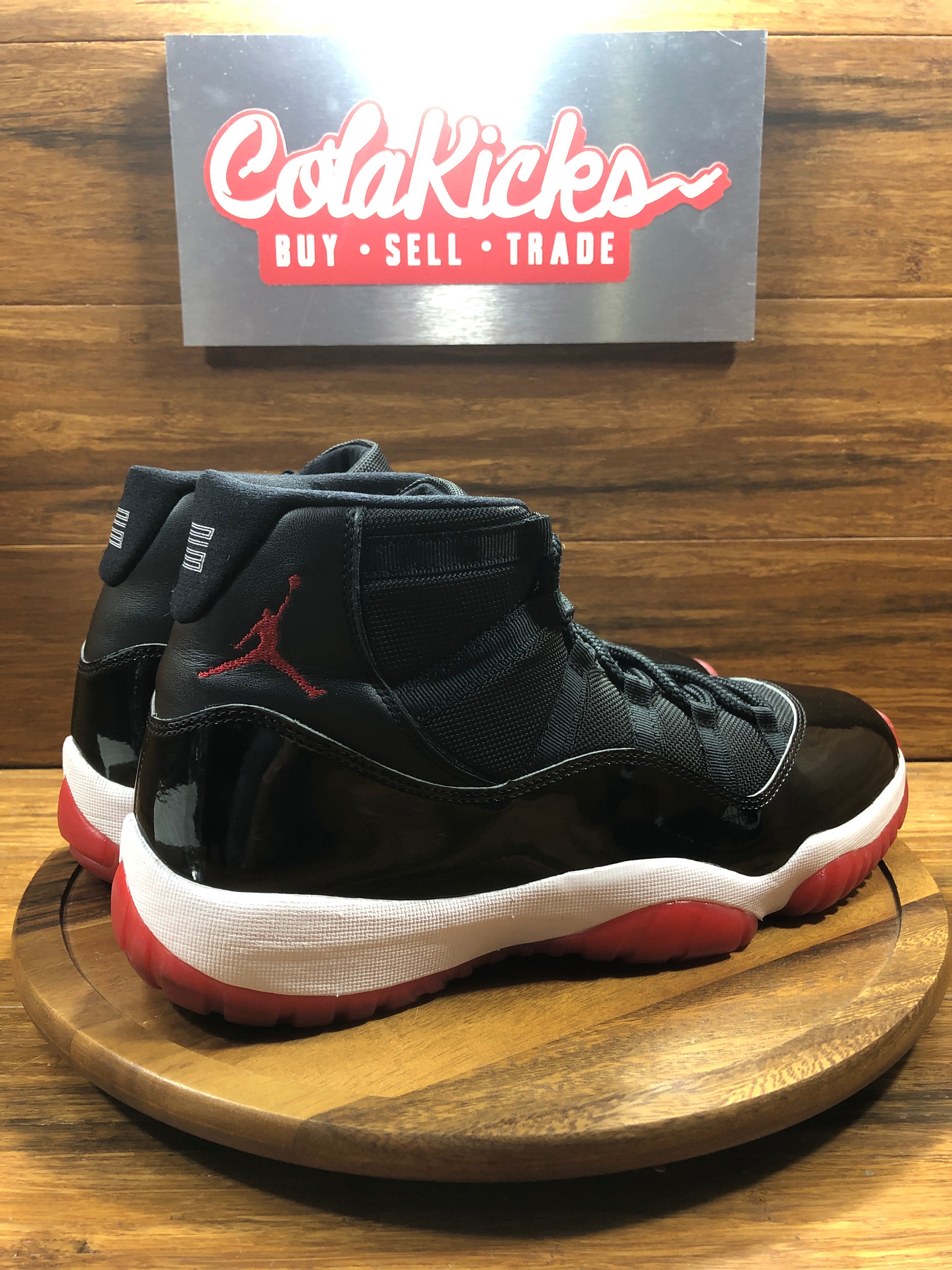 Jordan 11 Retro Playoffs Bred (2019)