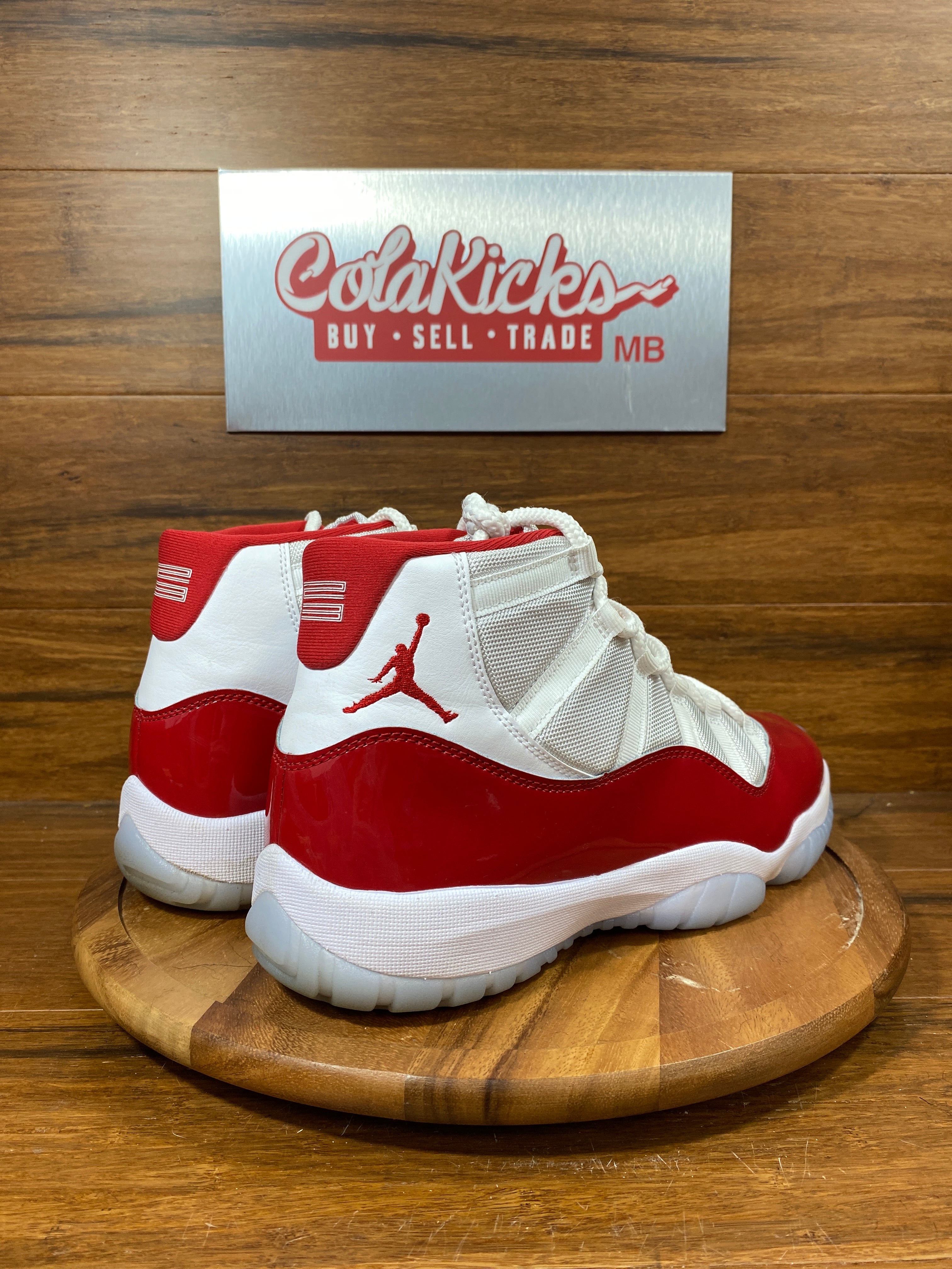 Jordan 11 Retro Cherry (2022)