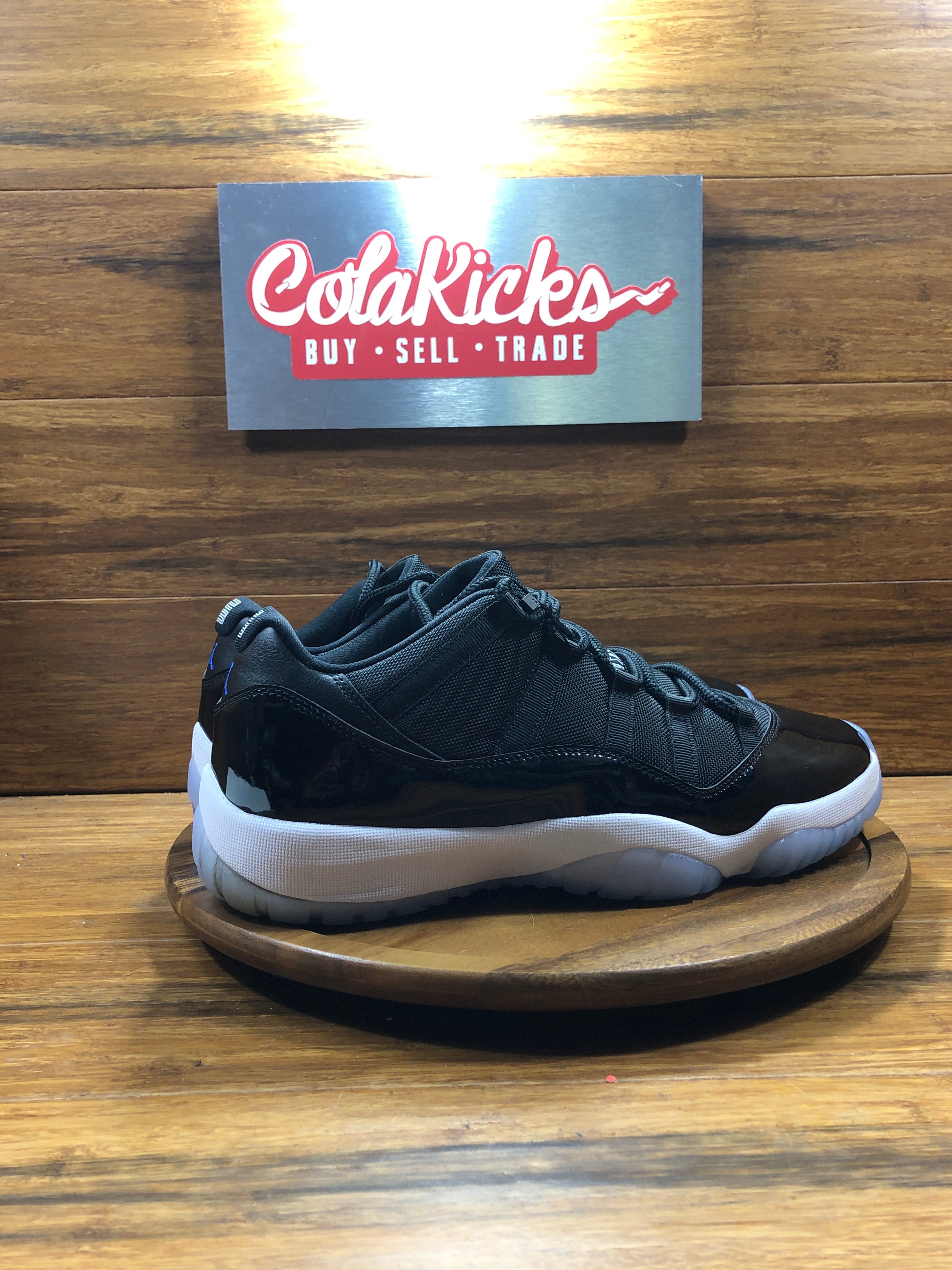 Jordan 11 Retro Low Space Jam
