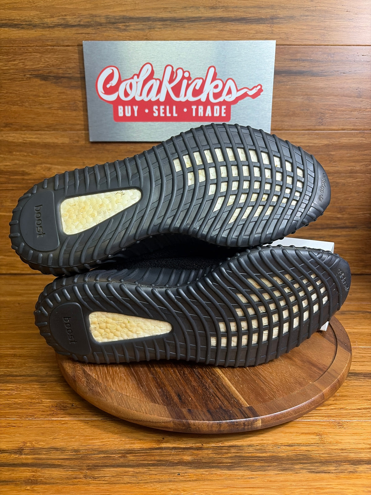 adidas Yeezy Boost 350 V2 Core Black Red