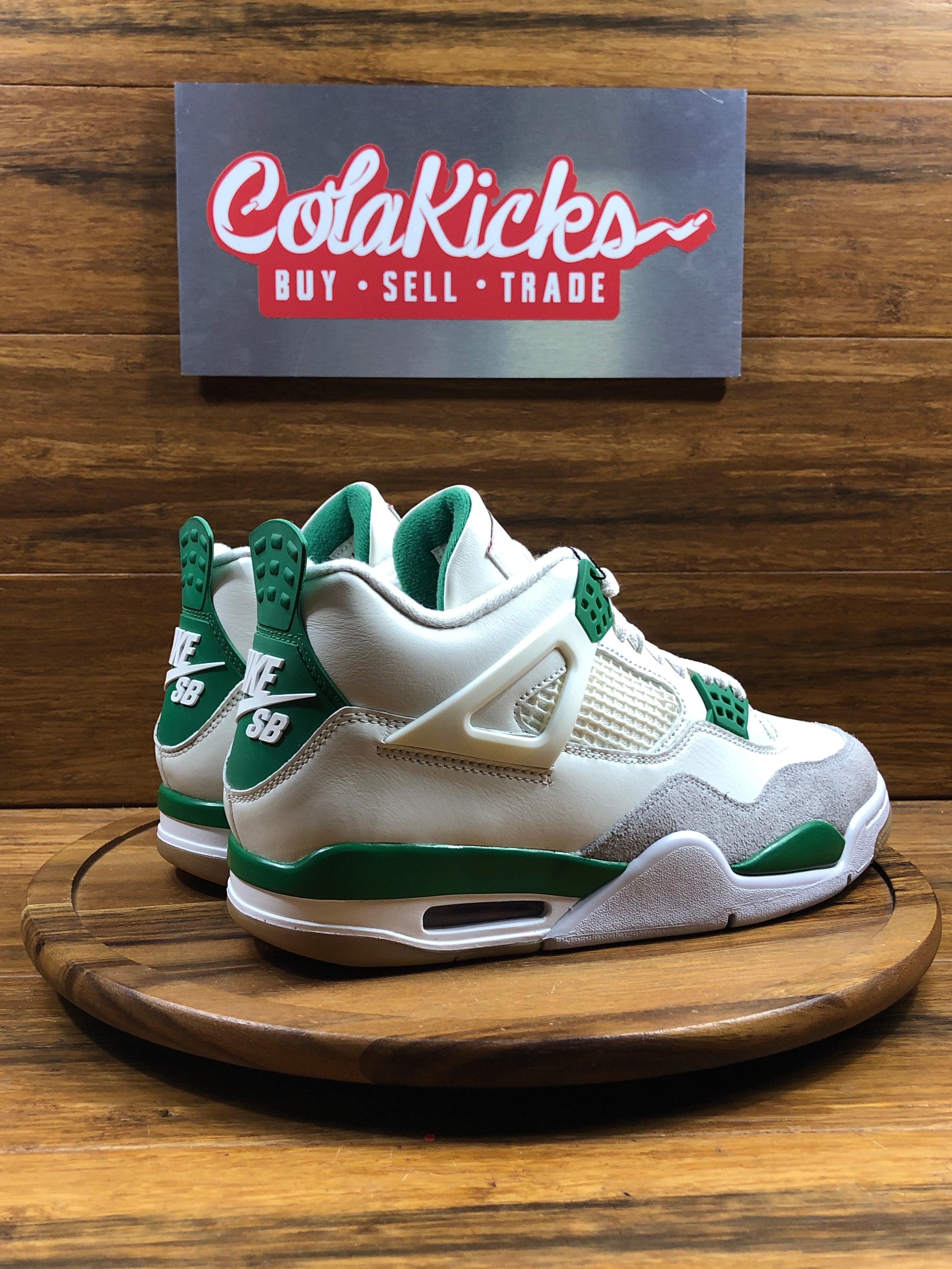 Jordan 4 Retro SB Pine Green