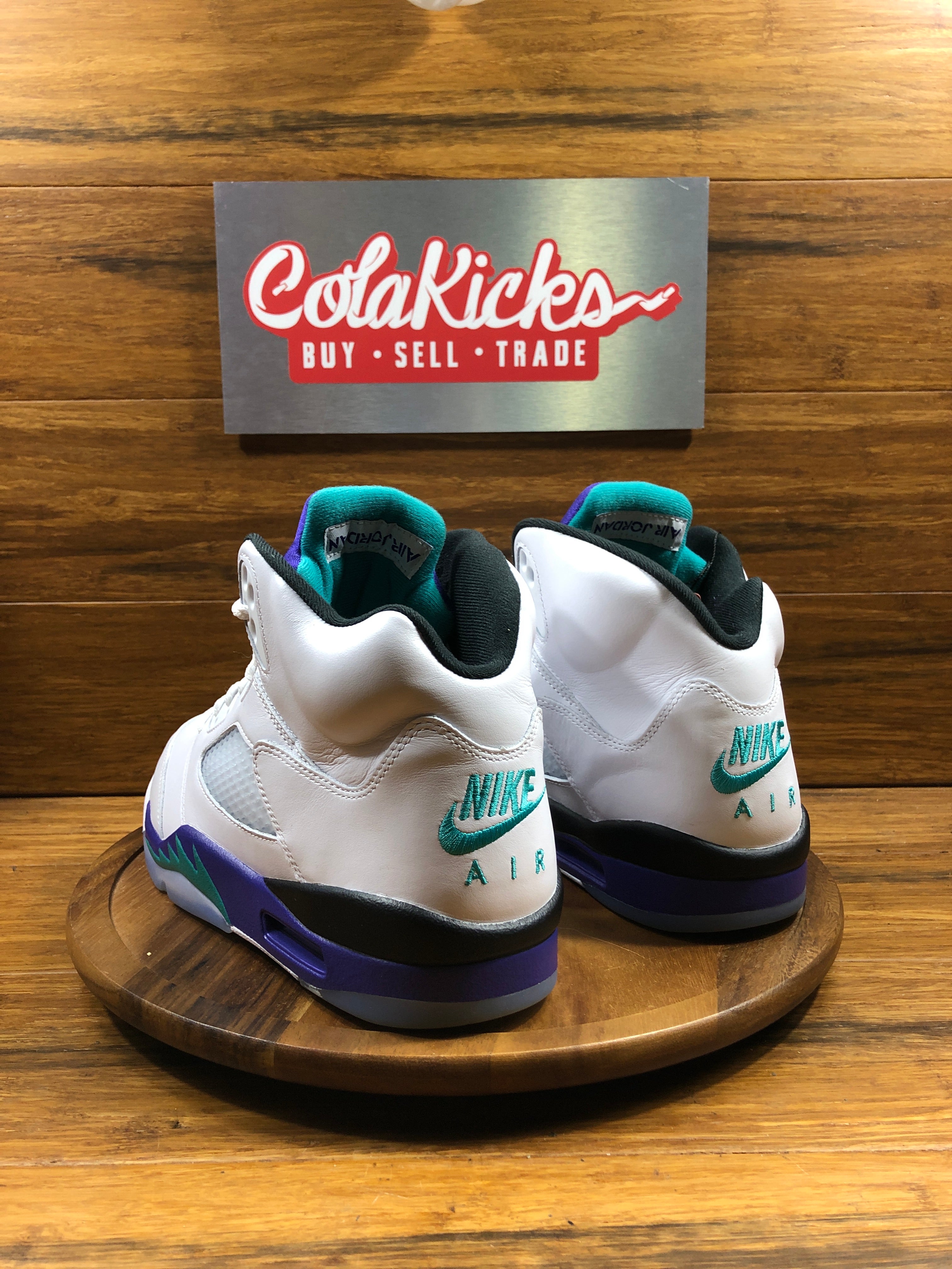 Jordan 5 Retro Grape (2025)