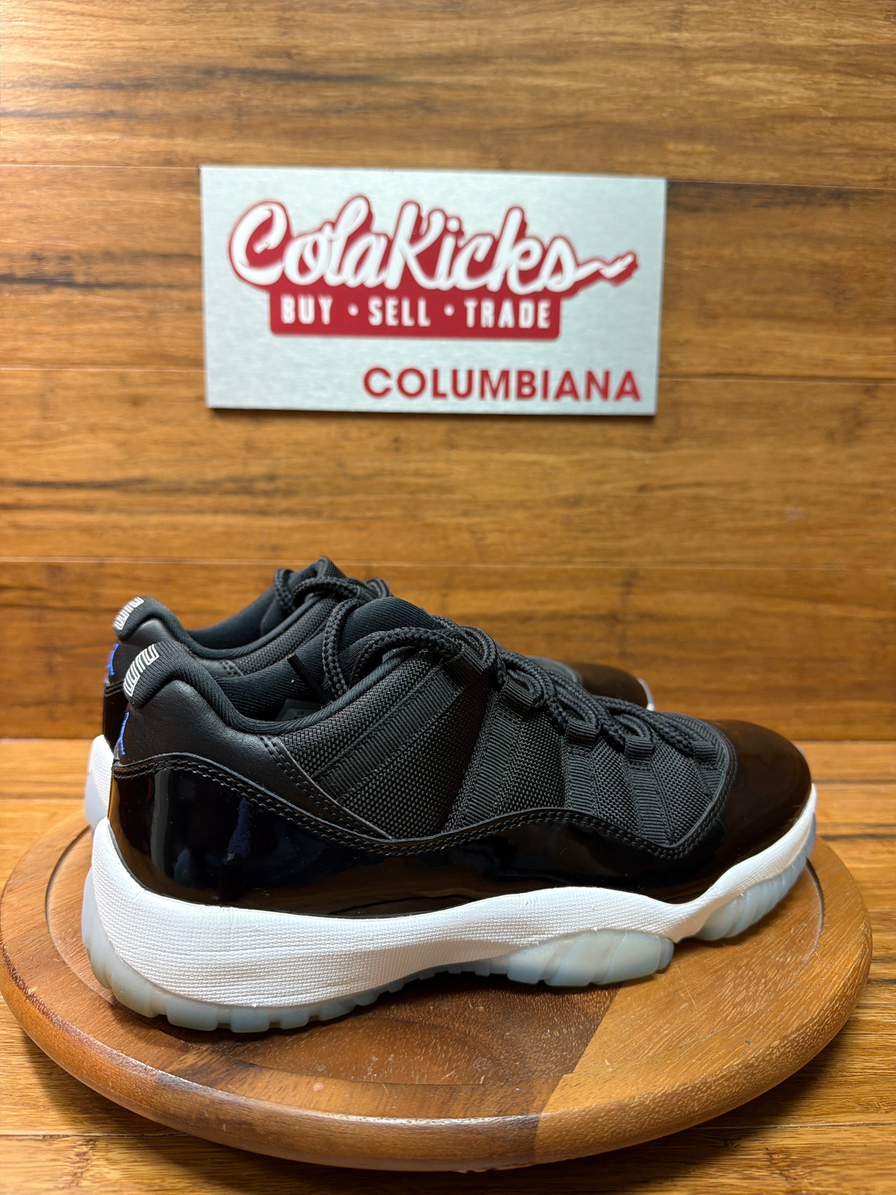 Jordan 11 Retro Low Space Jam